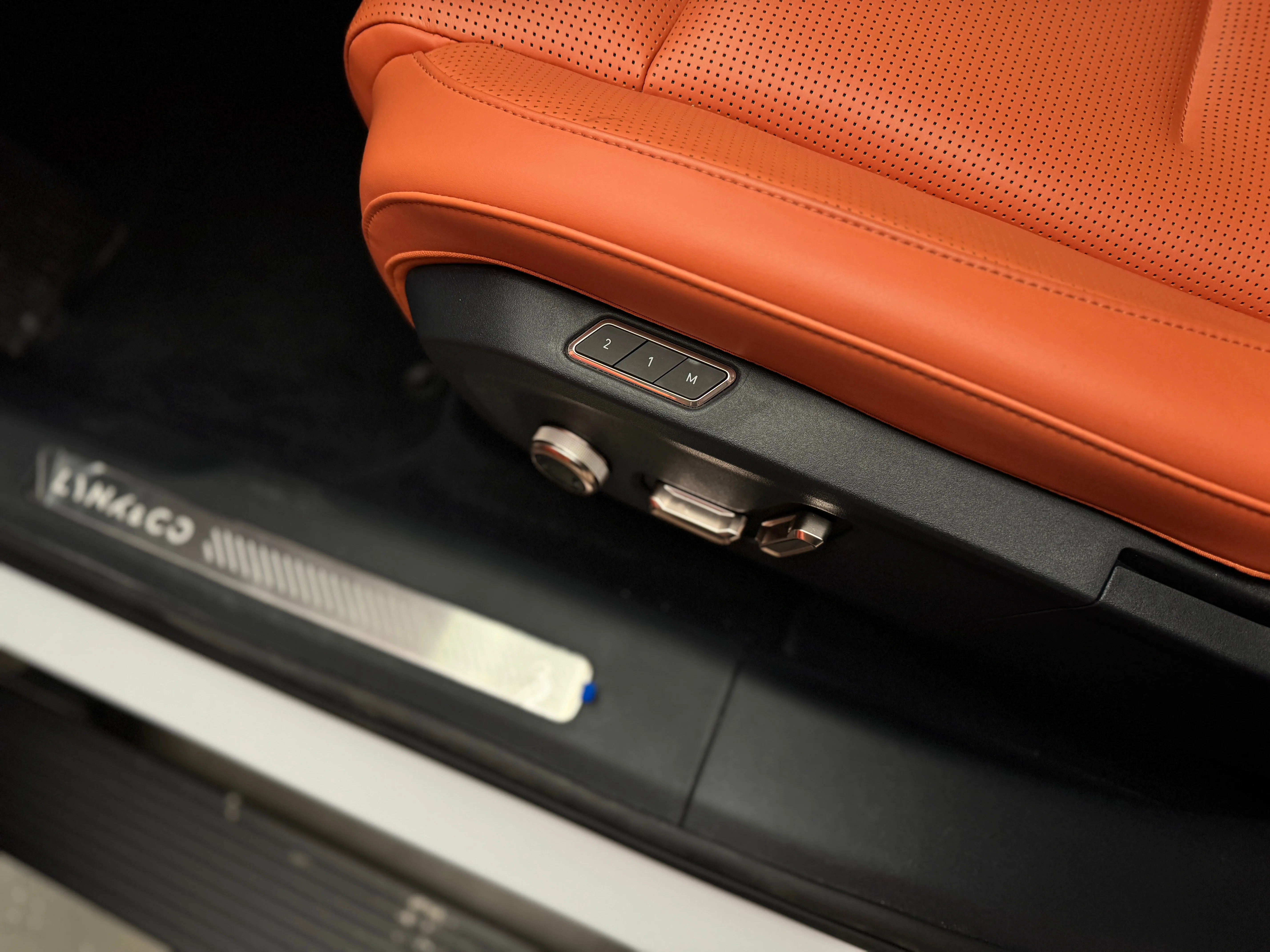Lynk & Co 900 2025 18