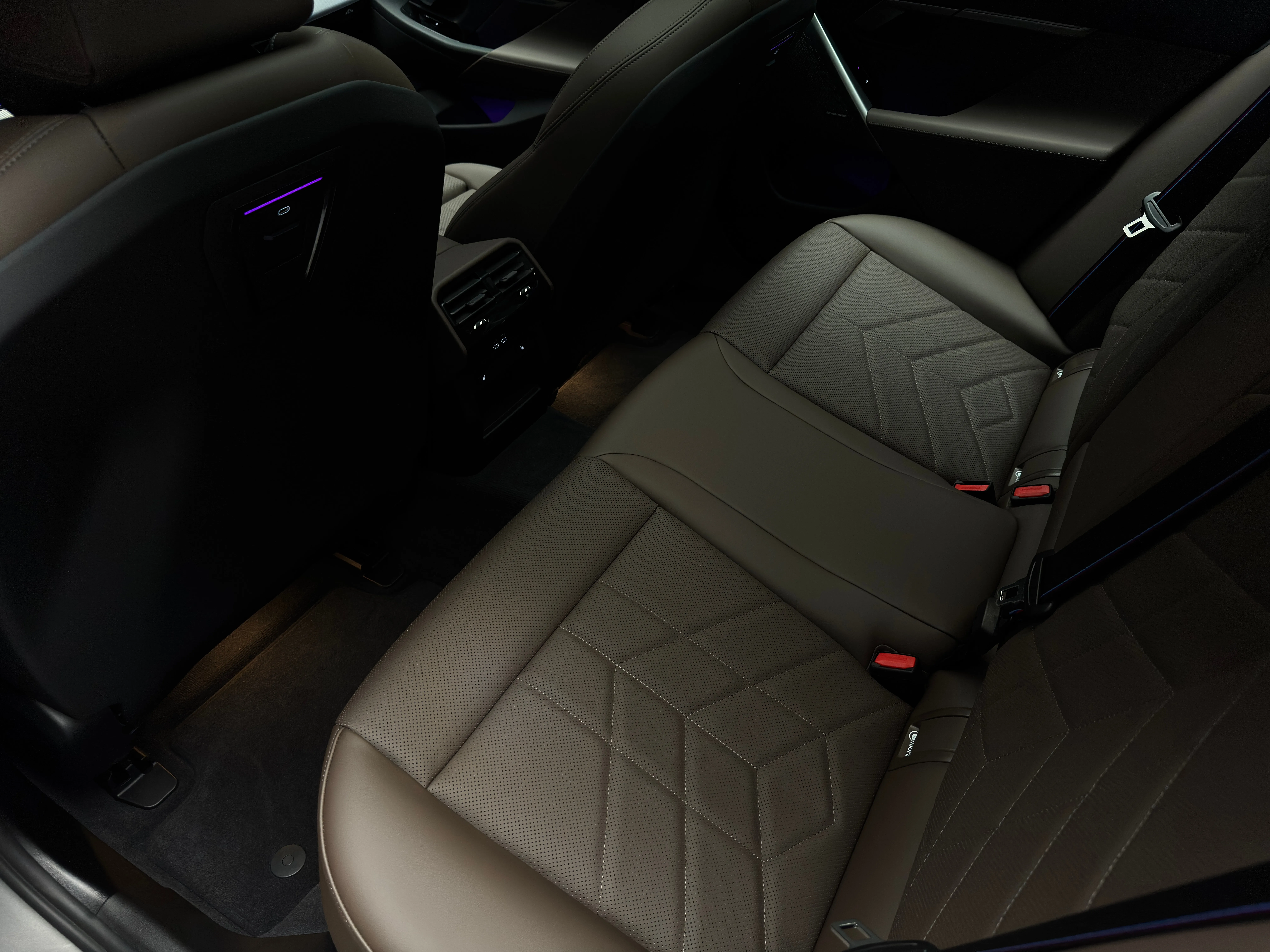 BMW 5 серия 2025 23