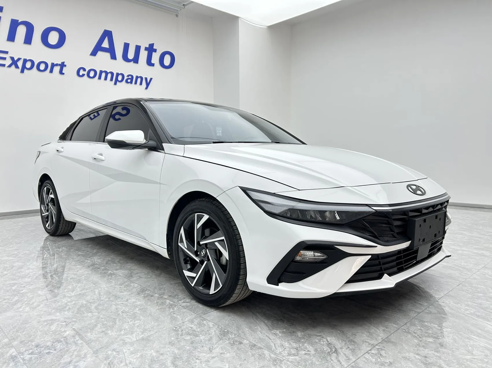 Hyundai Elantra, 2023
