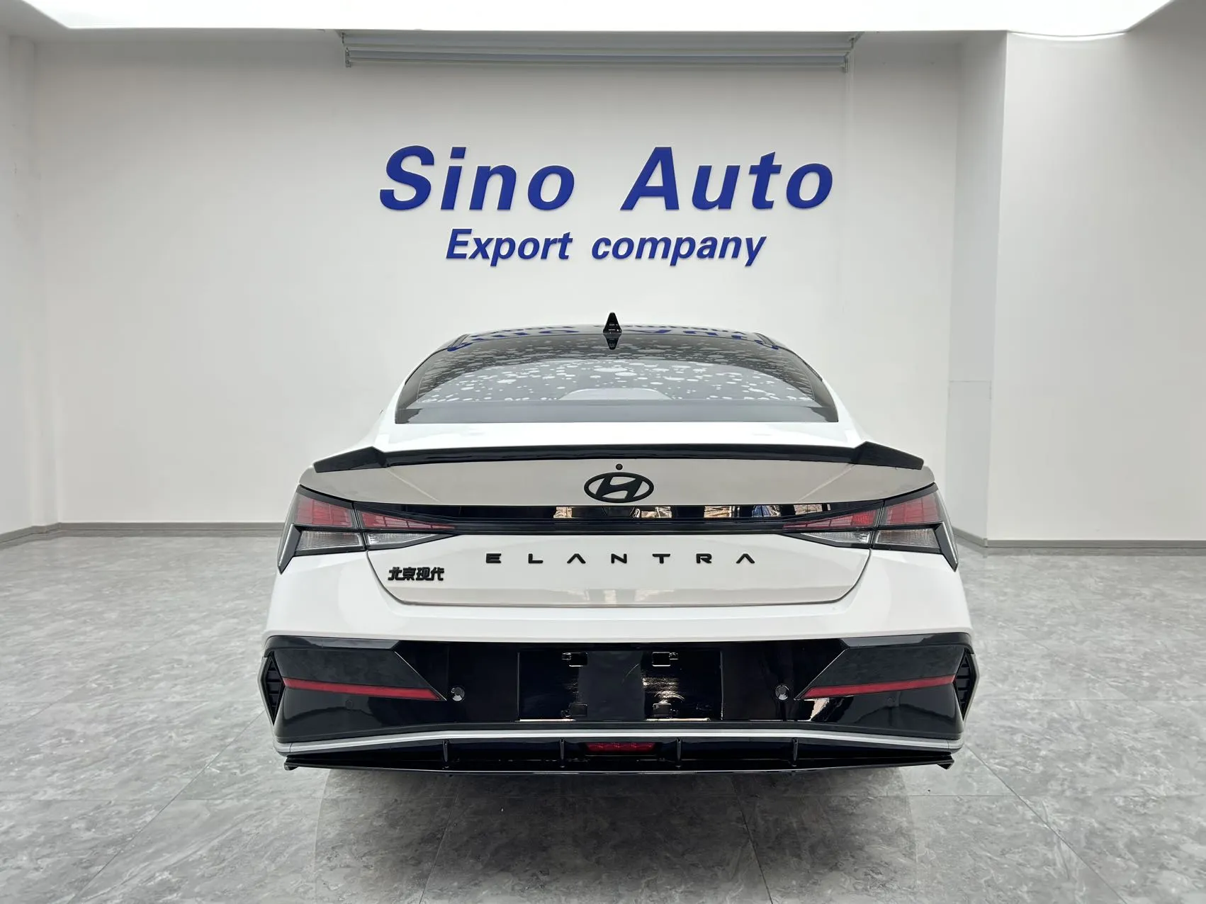 Hyundai Elantra, 2023