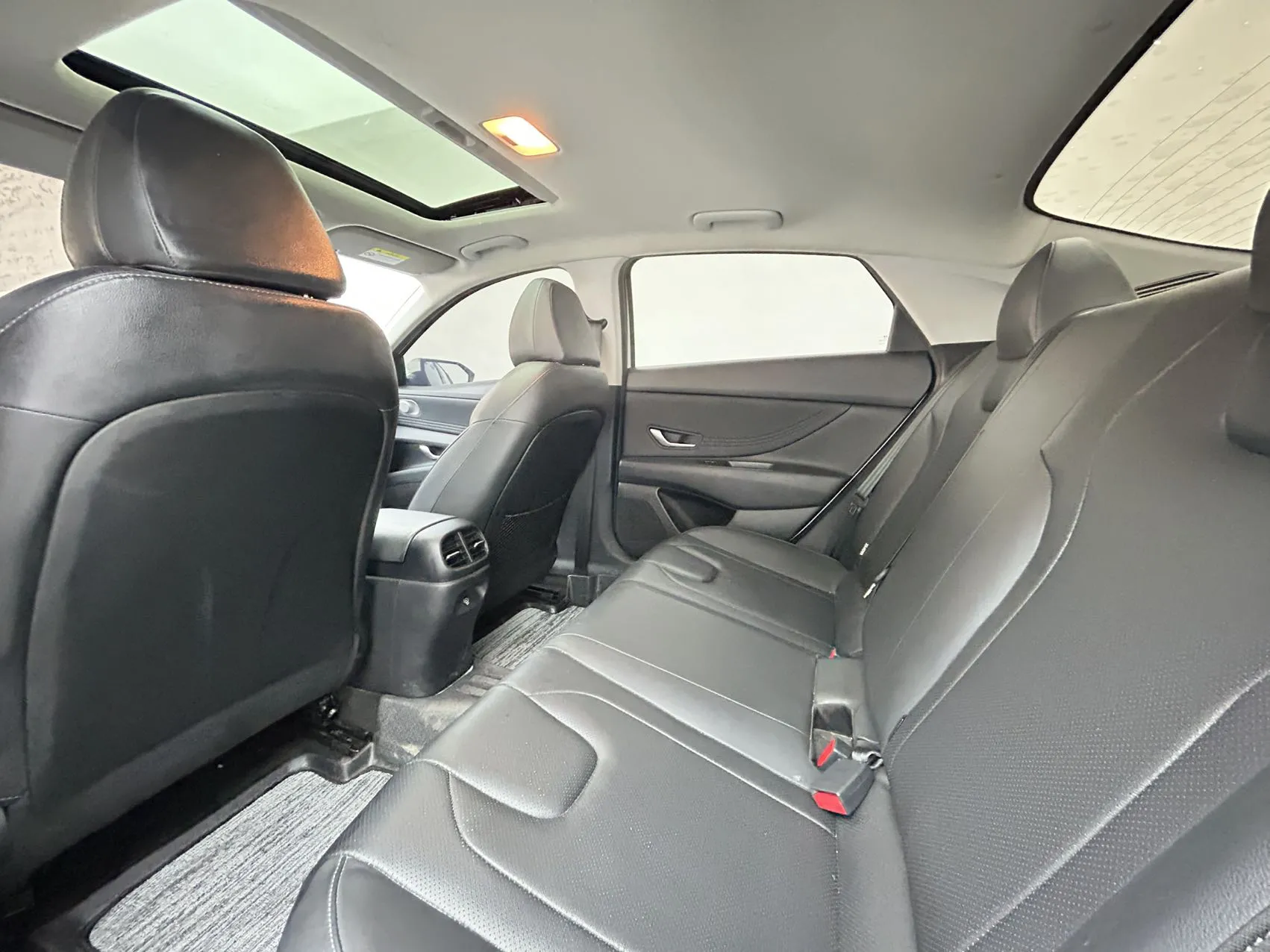 Hyundai Elantra, 2023
