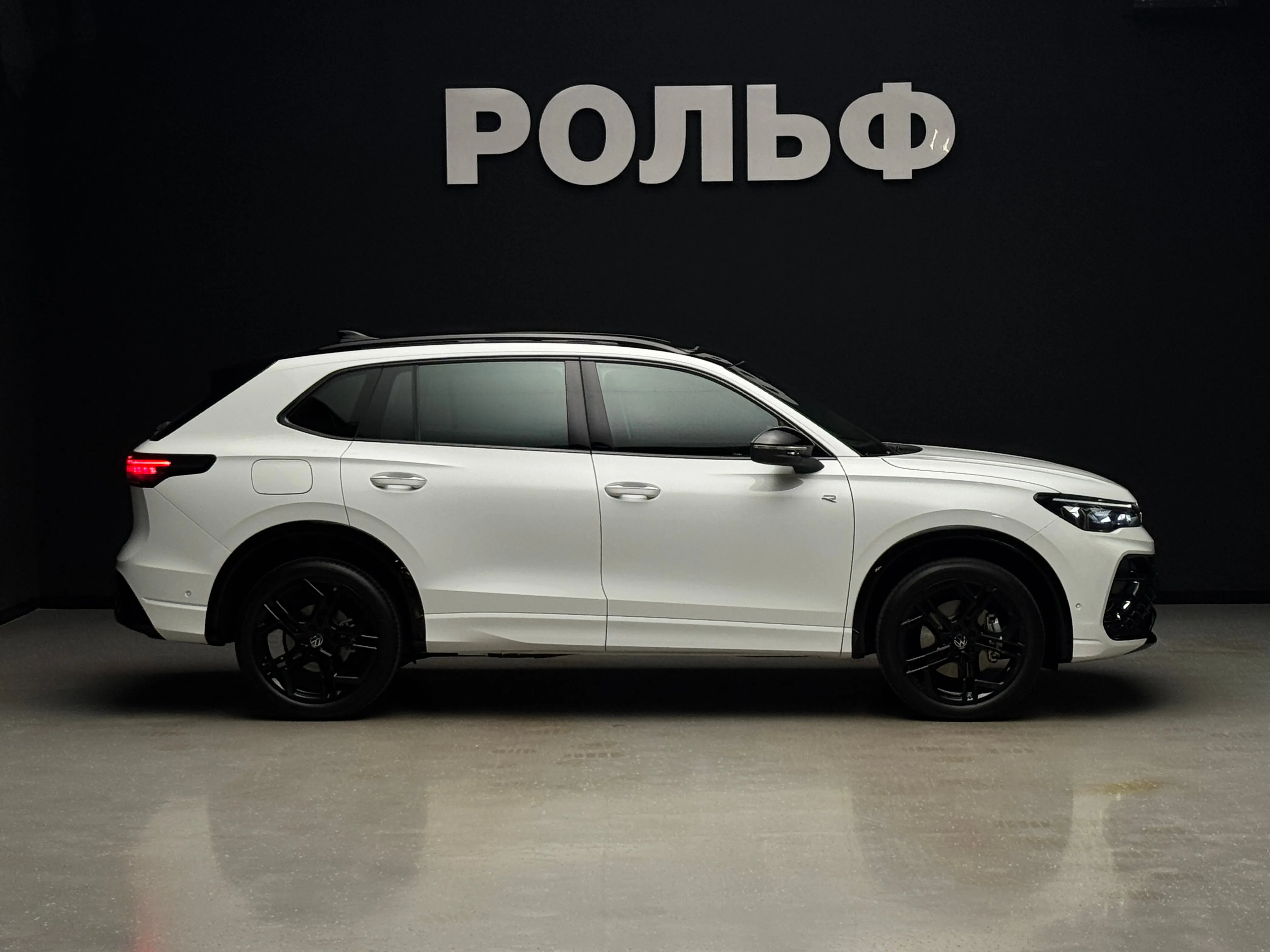 Volkswagen Tiguan L 2026 5