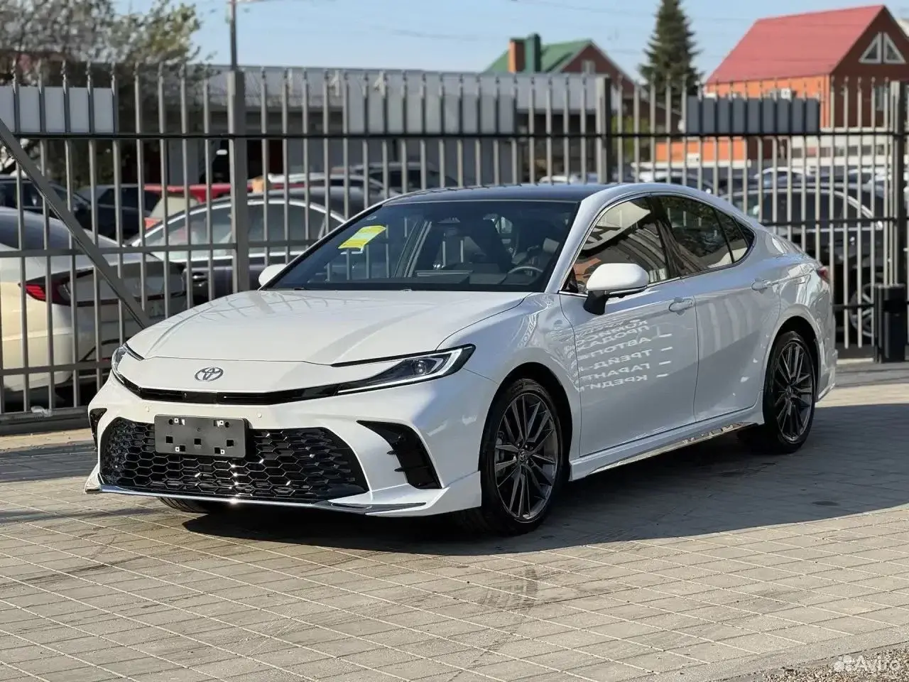 Toyota Camry, 2025