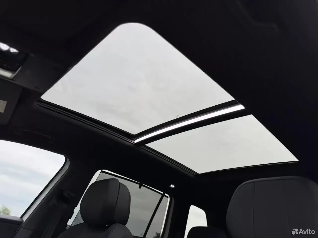 Volkswagen Teramont Pro, 2025