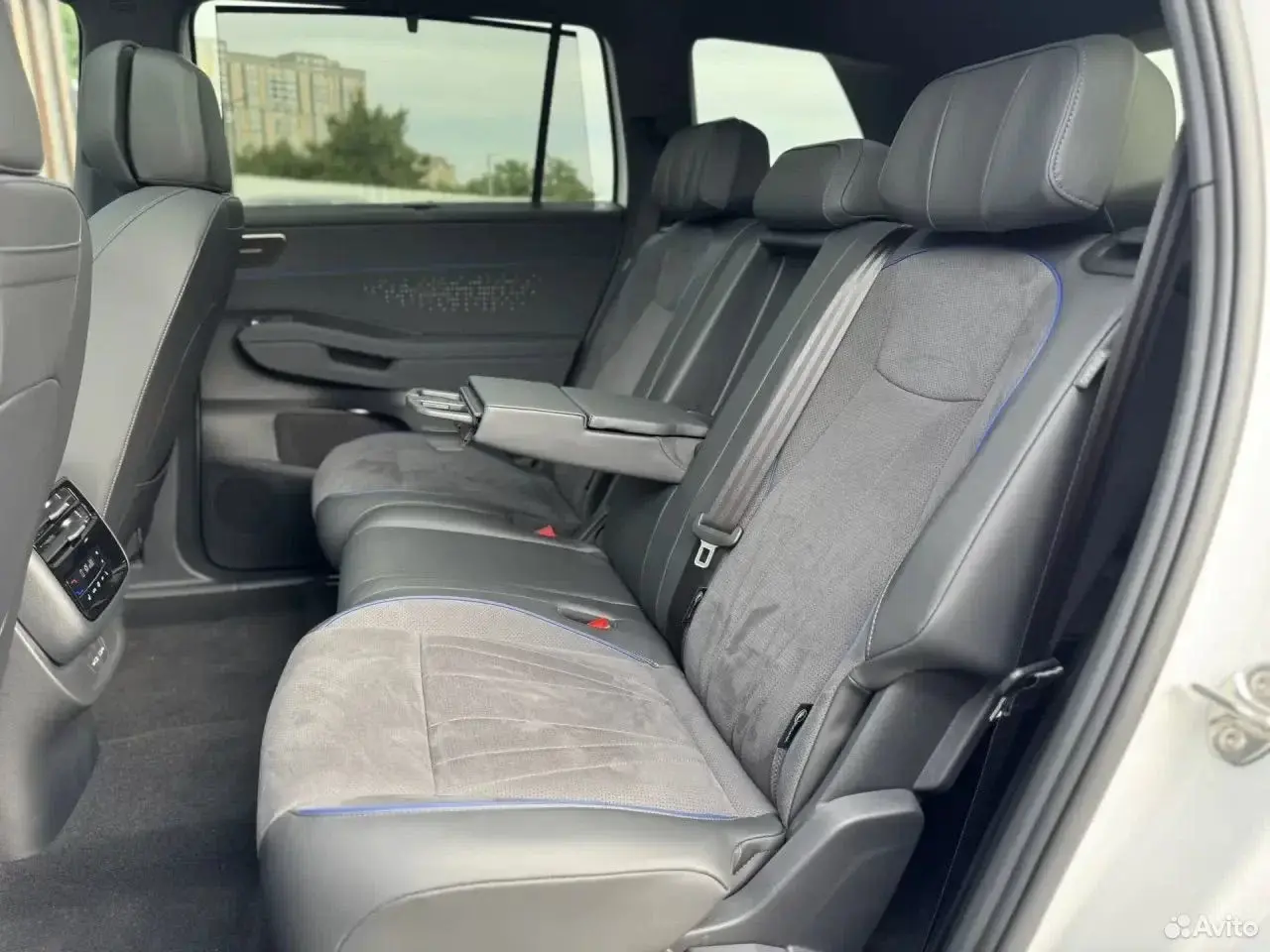 Volkswagen Teramont Pro, 2025