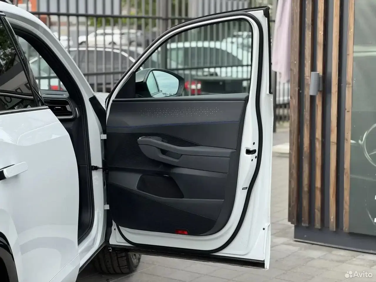 Volkswagen Teramont Pro, 2025