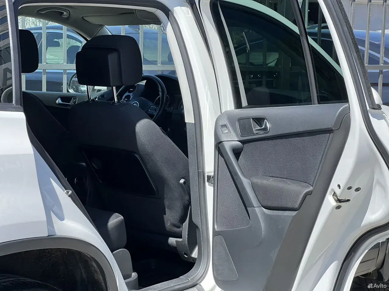 Volkswagen Tiguan, 2012