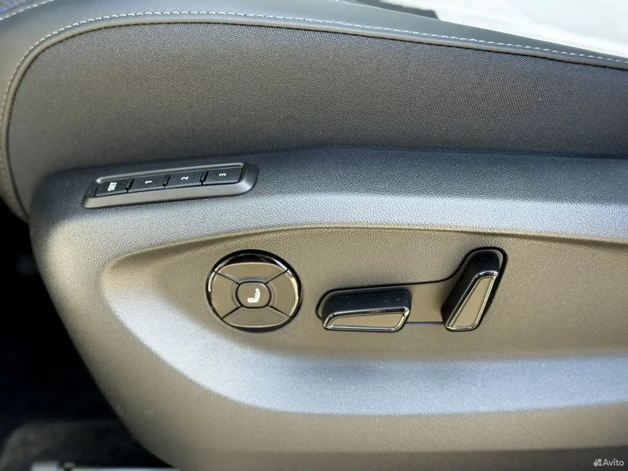 Volkswagen Tiguan L, 2026
