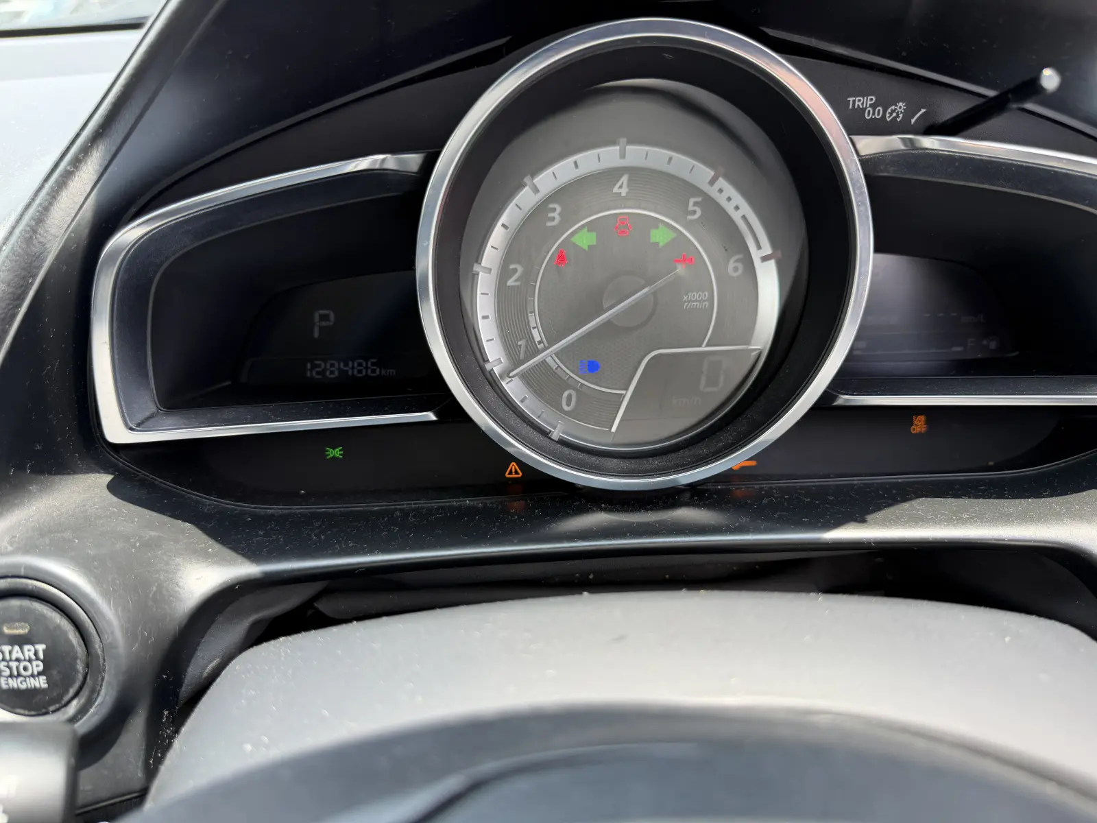 Mazda CX-3, 2015