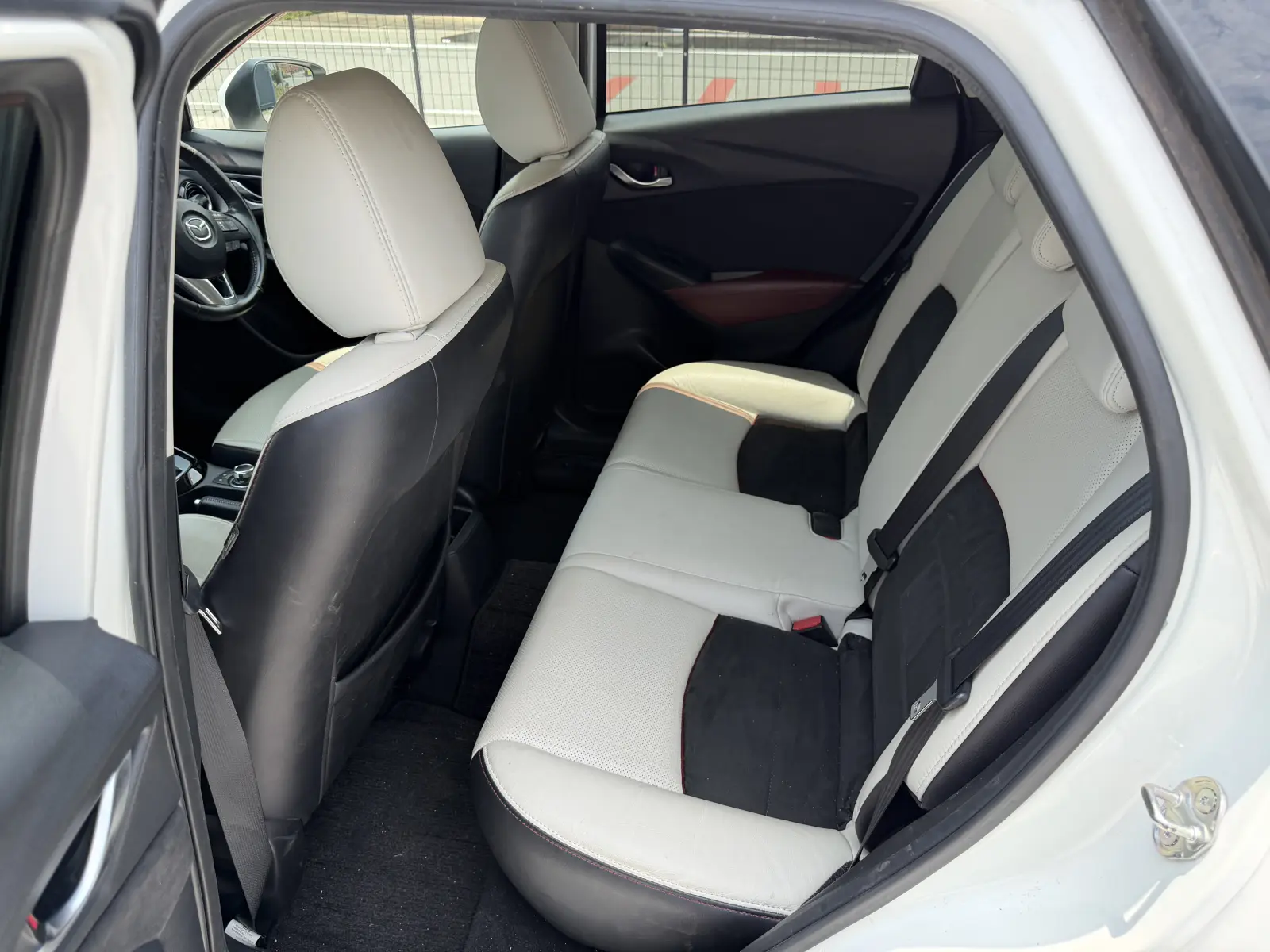 Mazda CX-3, 2015