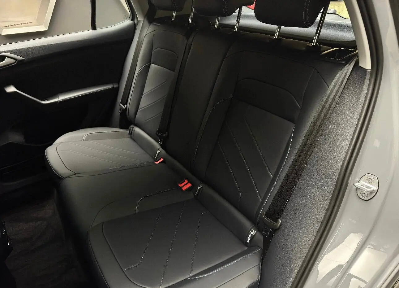 Volkswagen Tharu XR 2025 18