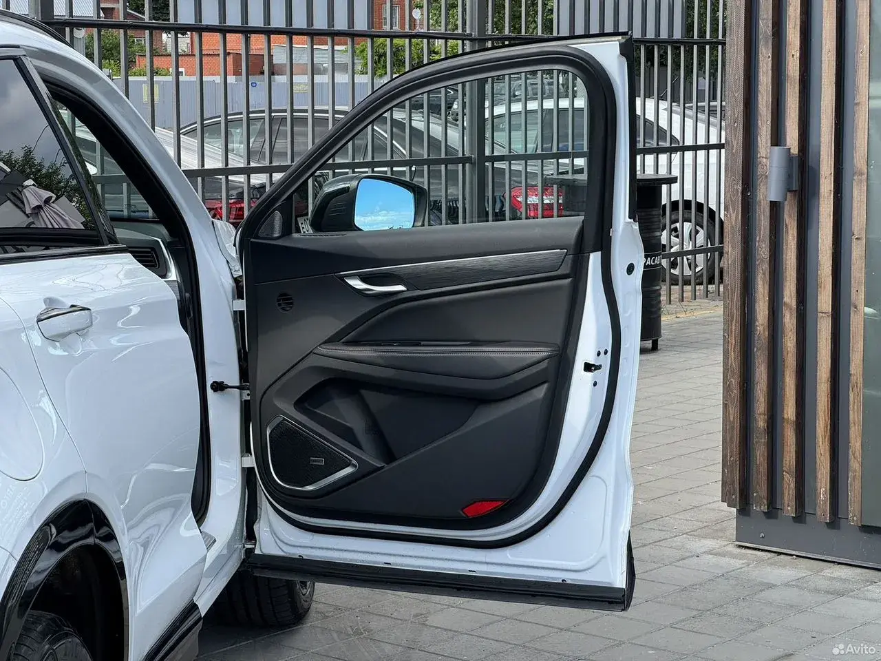 Geely Tugella, 2022