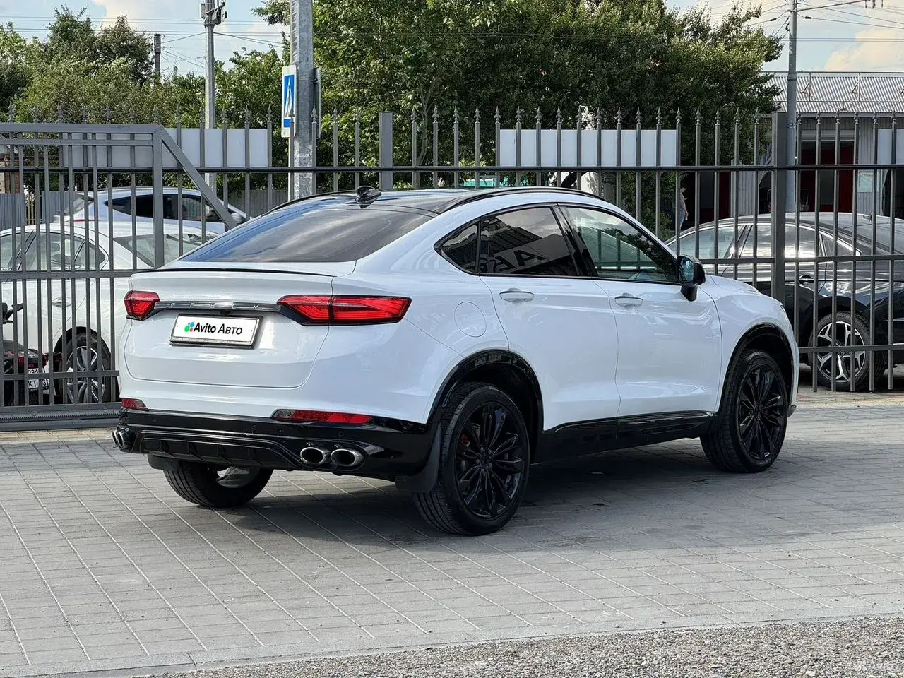 Geely Tugella, 2022