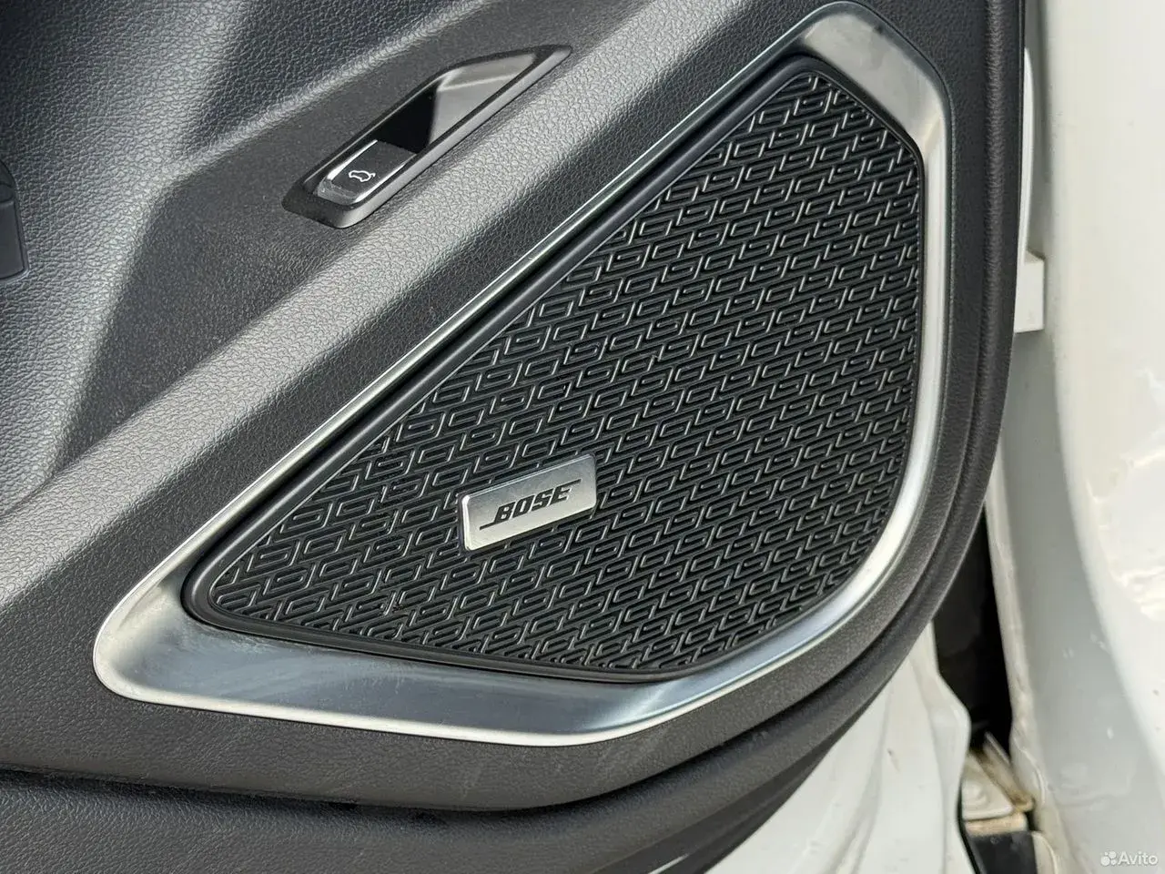 Geely Tugella, 2022