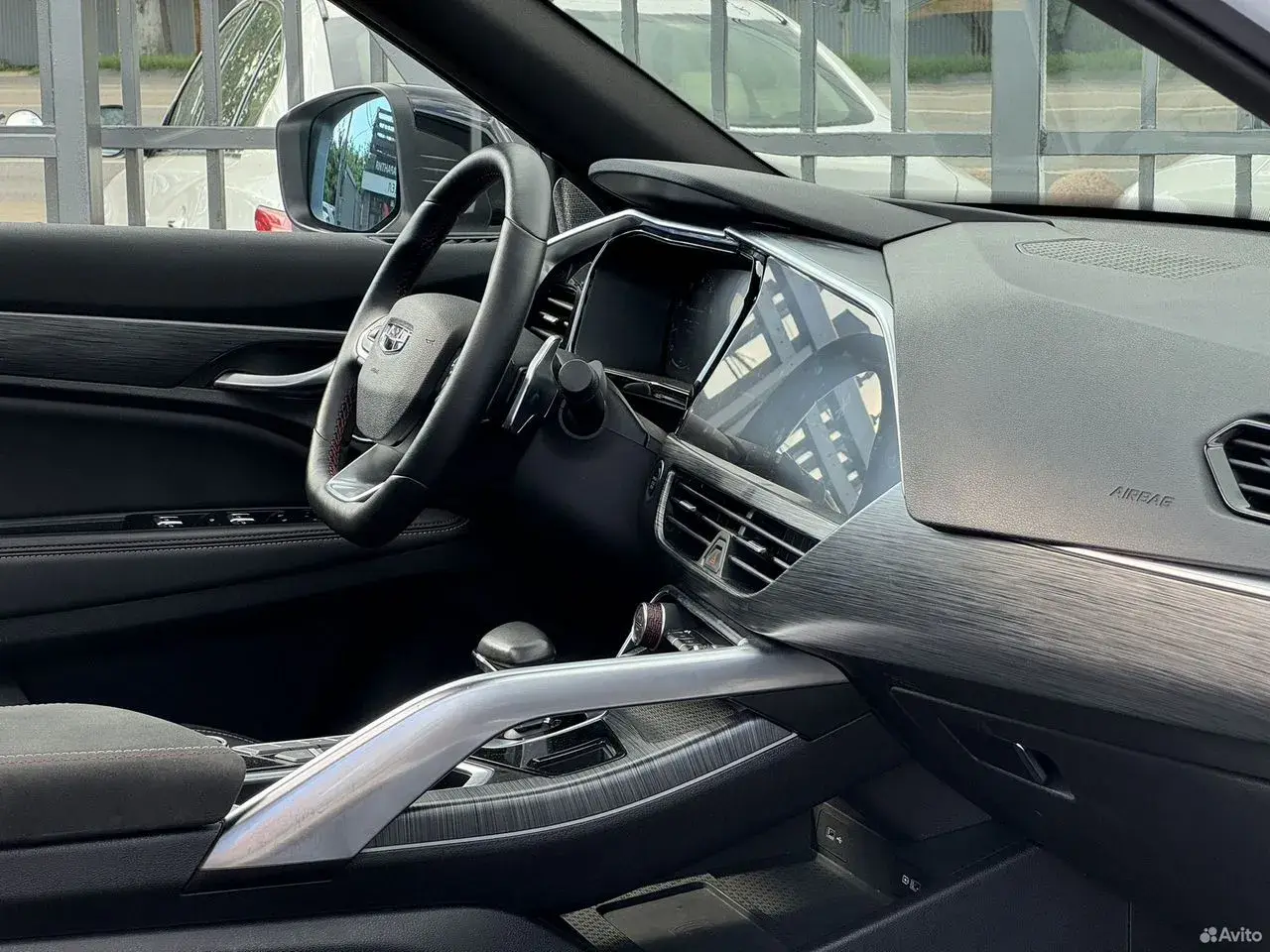 Geely Tugella, 2022