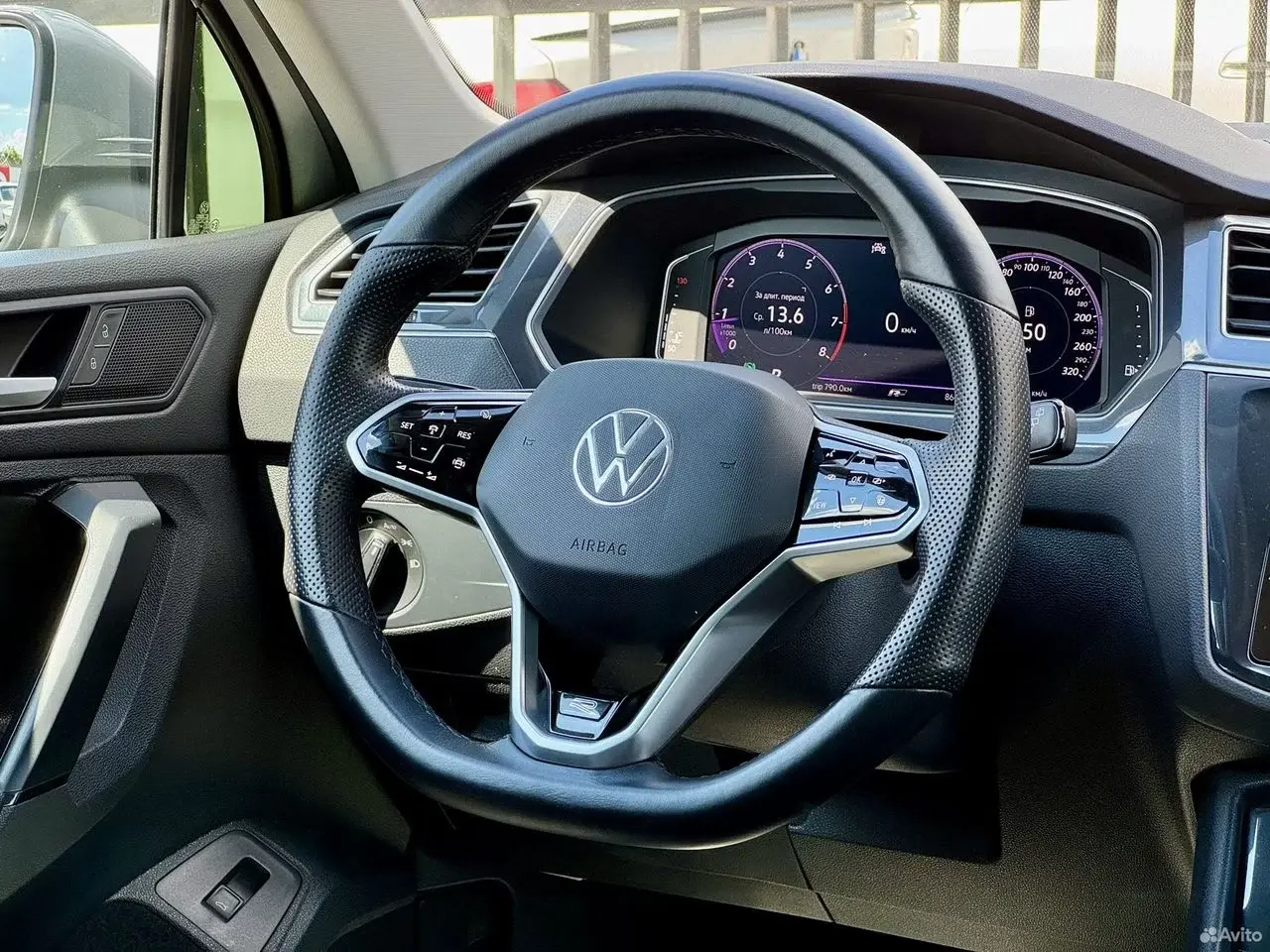 Volkswagen Tiguan, 2020