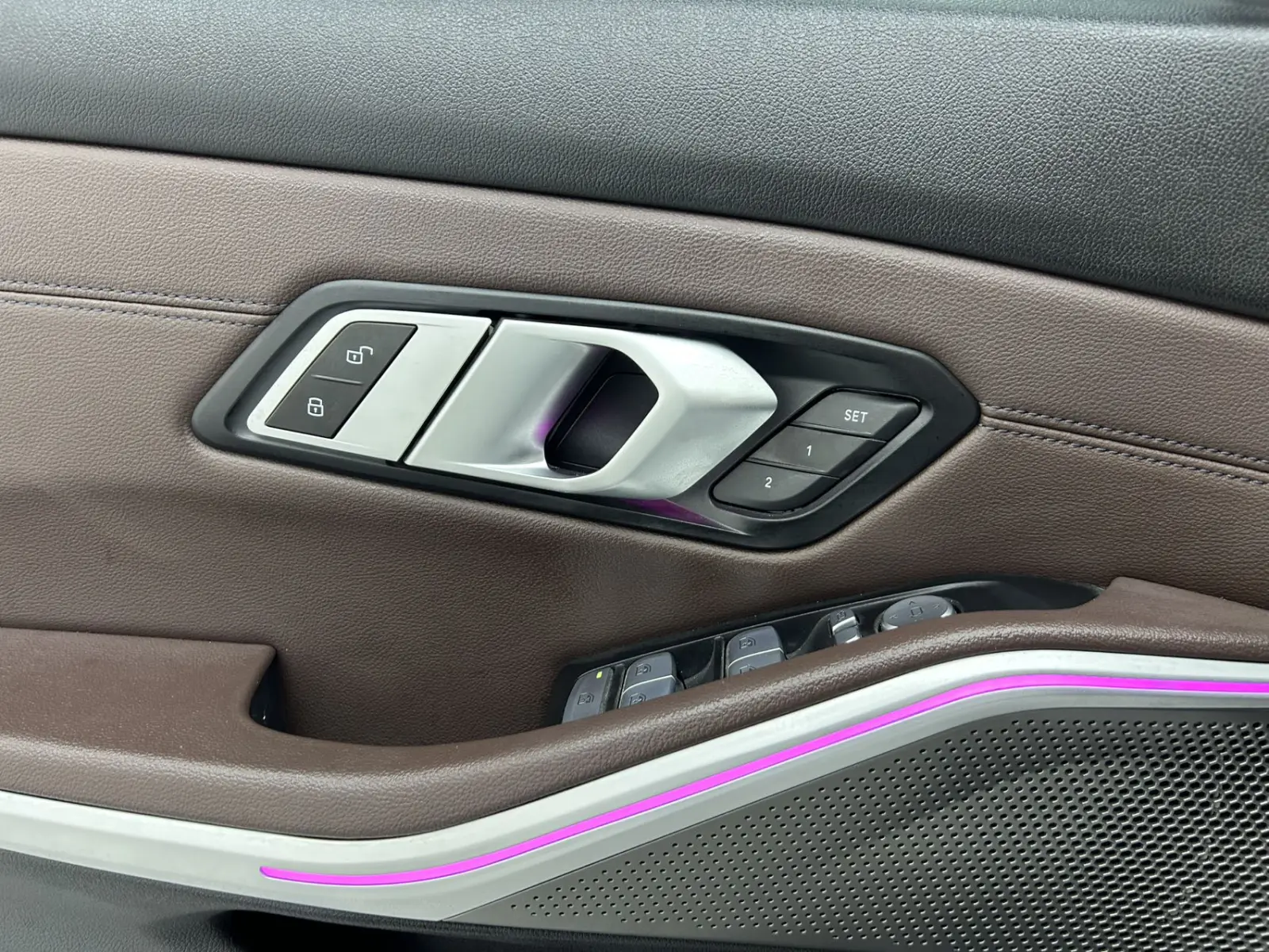 BMW 320Li, 2023