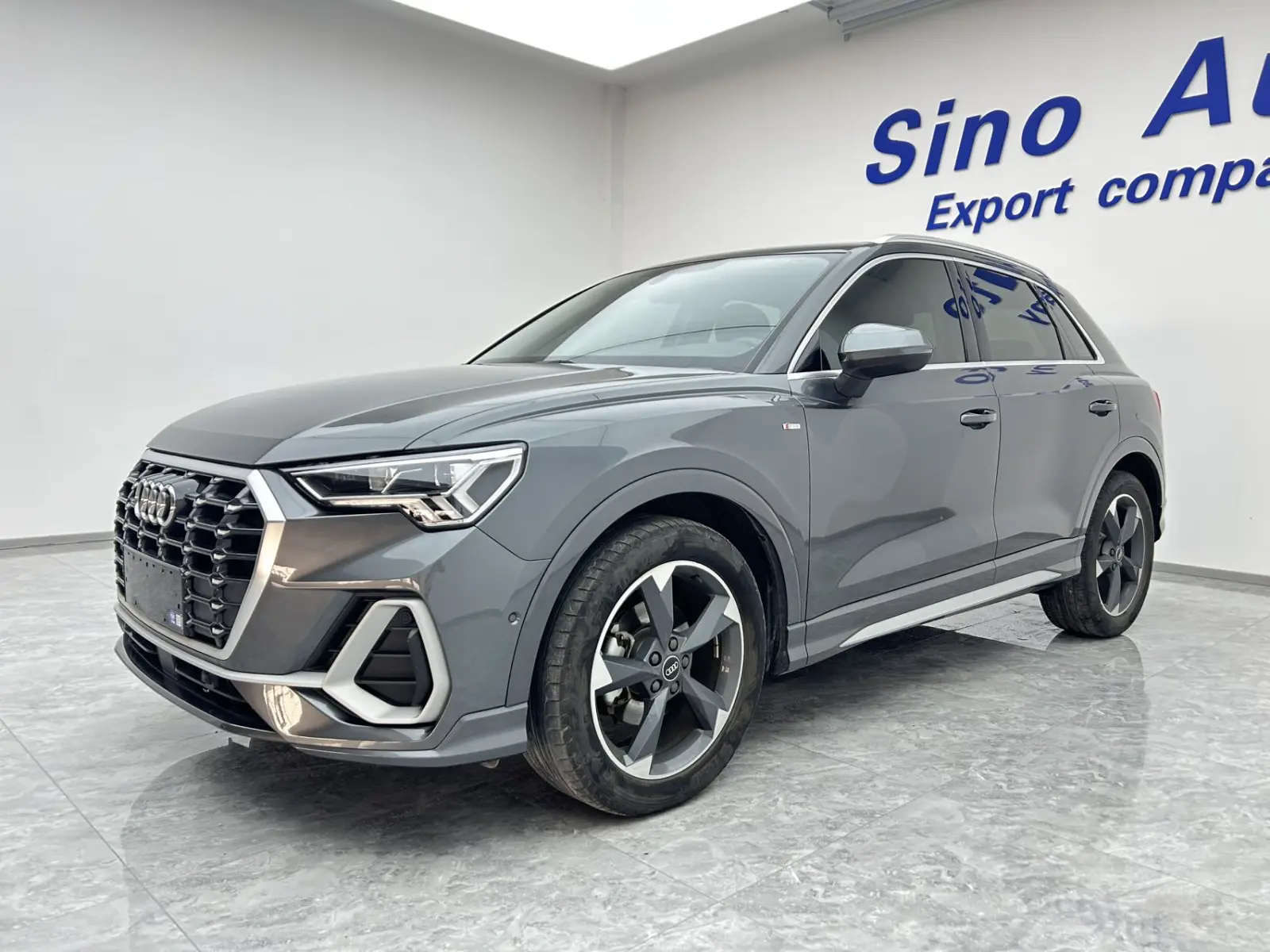 Audi Q3, 2022