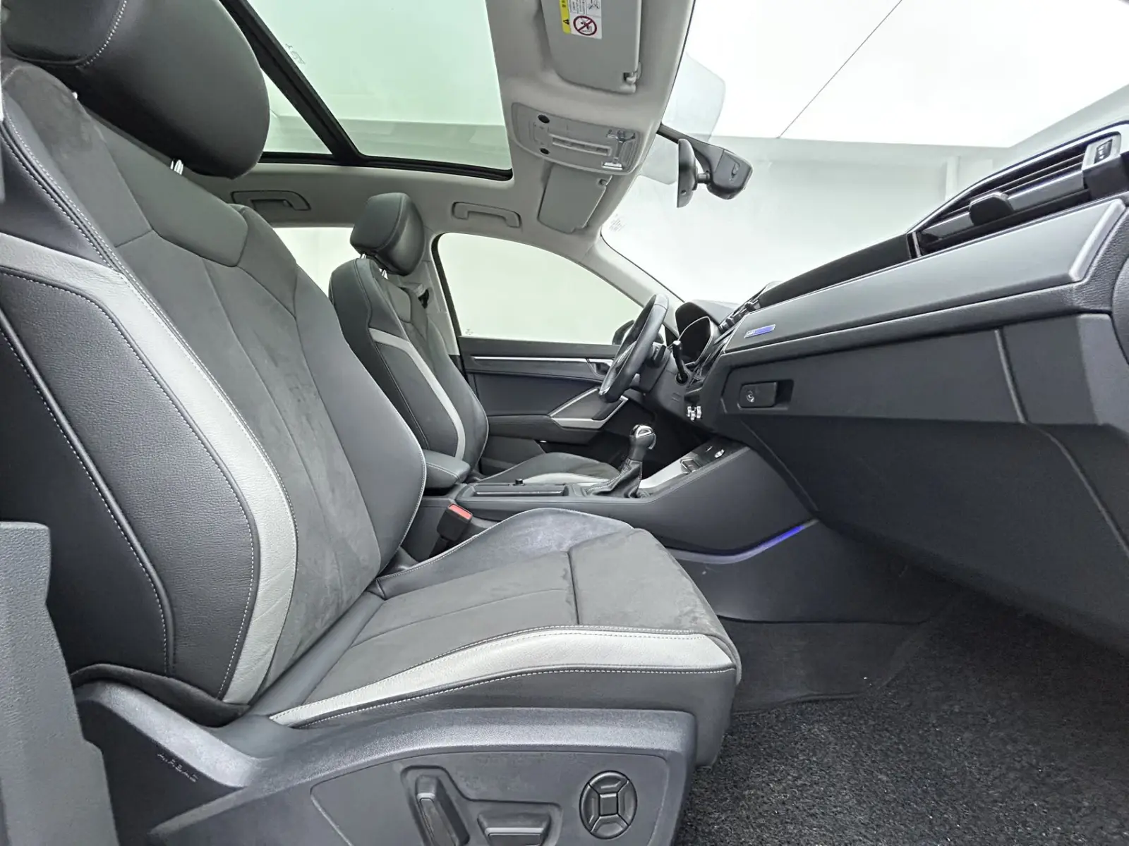 Audi Q3, 2022