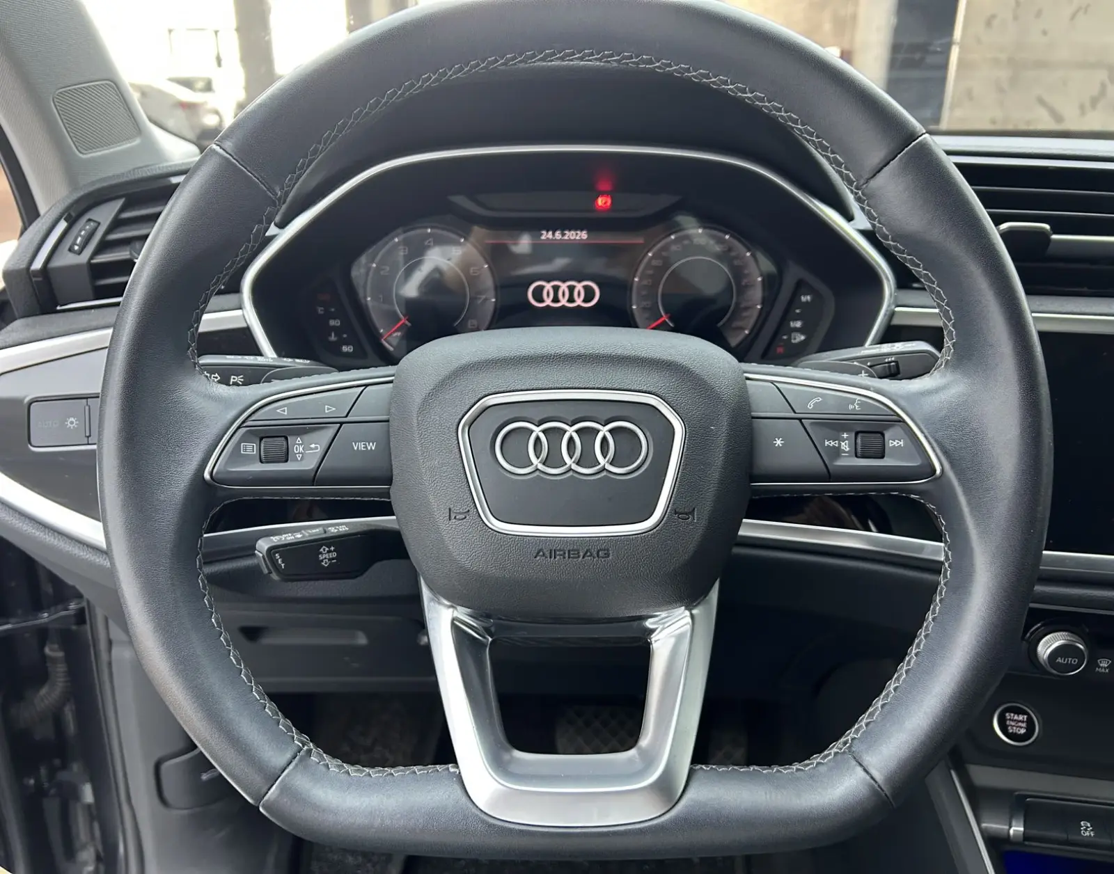 Audi Q3, 2022