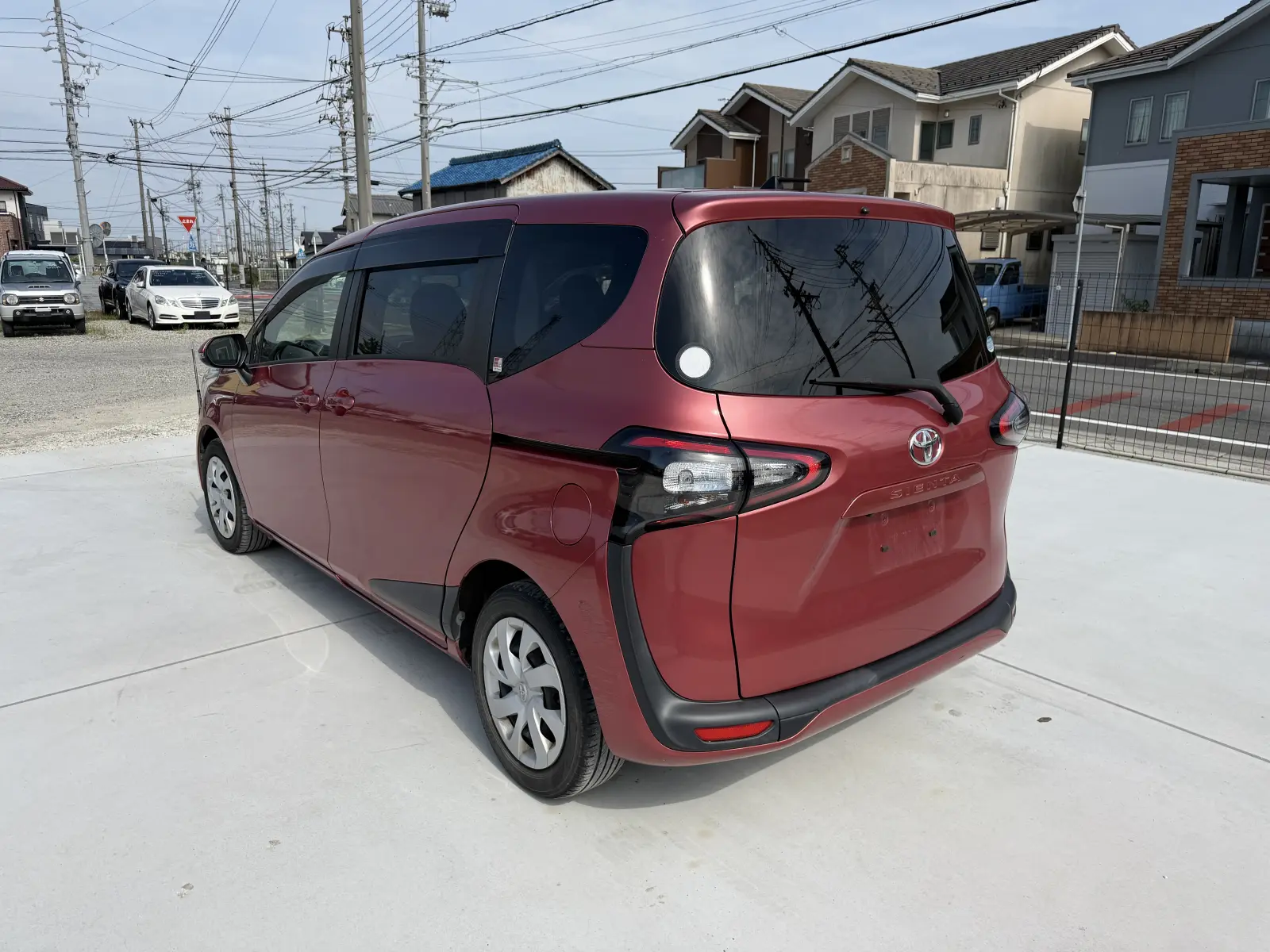 Toyota Sienta, 2017
