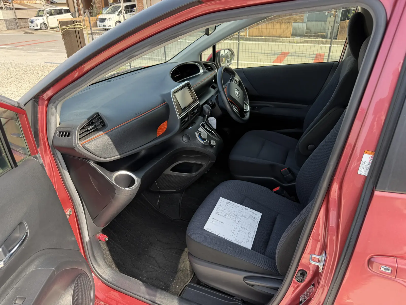 Toyota Sienta, 2017