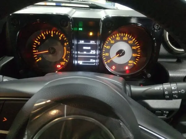 Suzuki JIMNY NOMADE, 2026