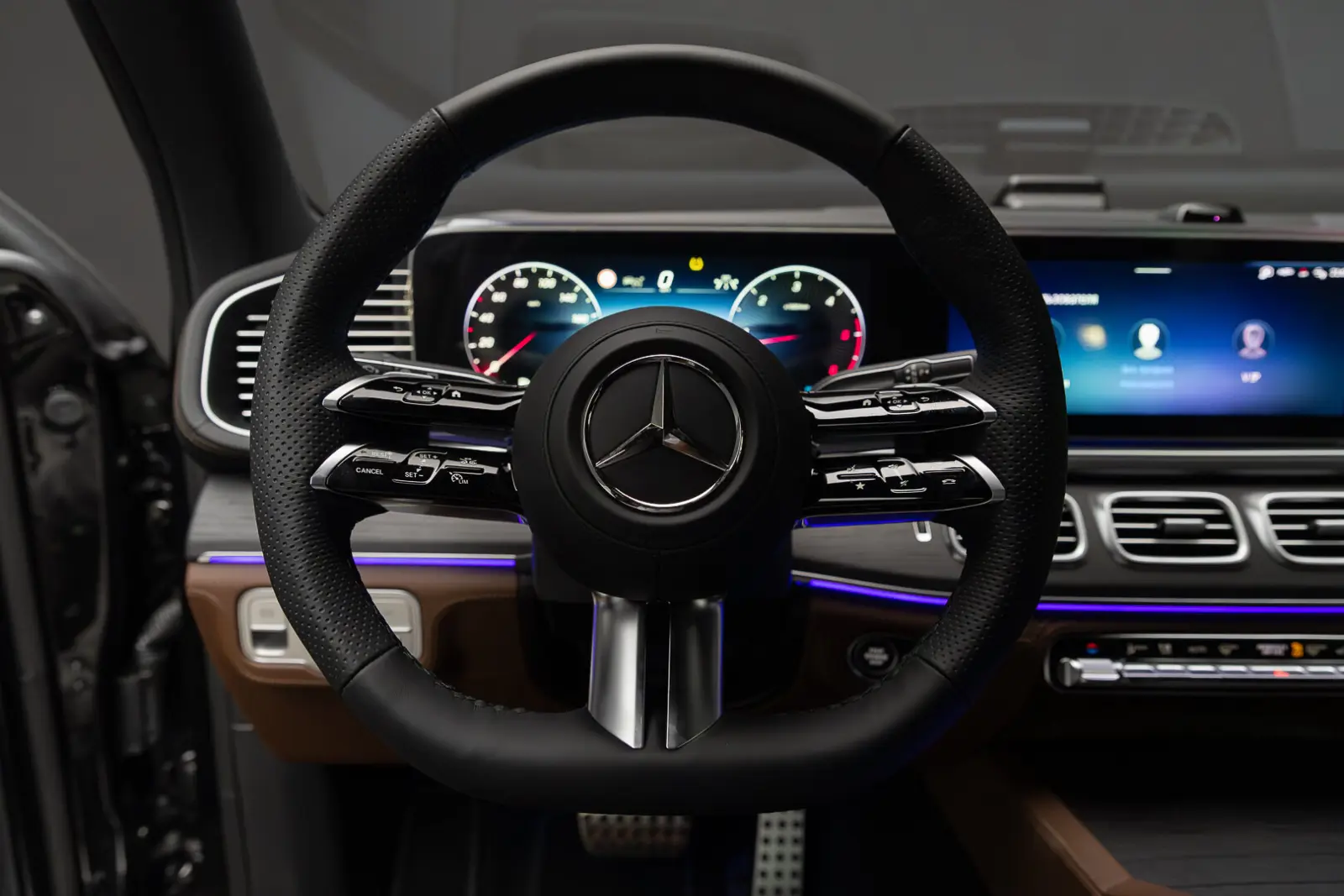Mercedes-Benz GLS-класс 2026 13