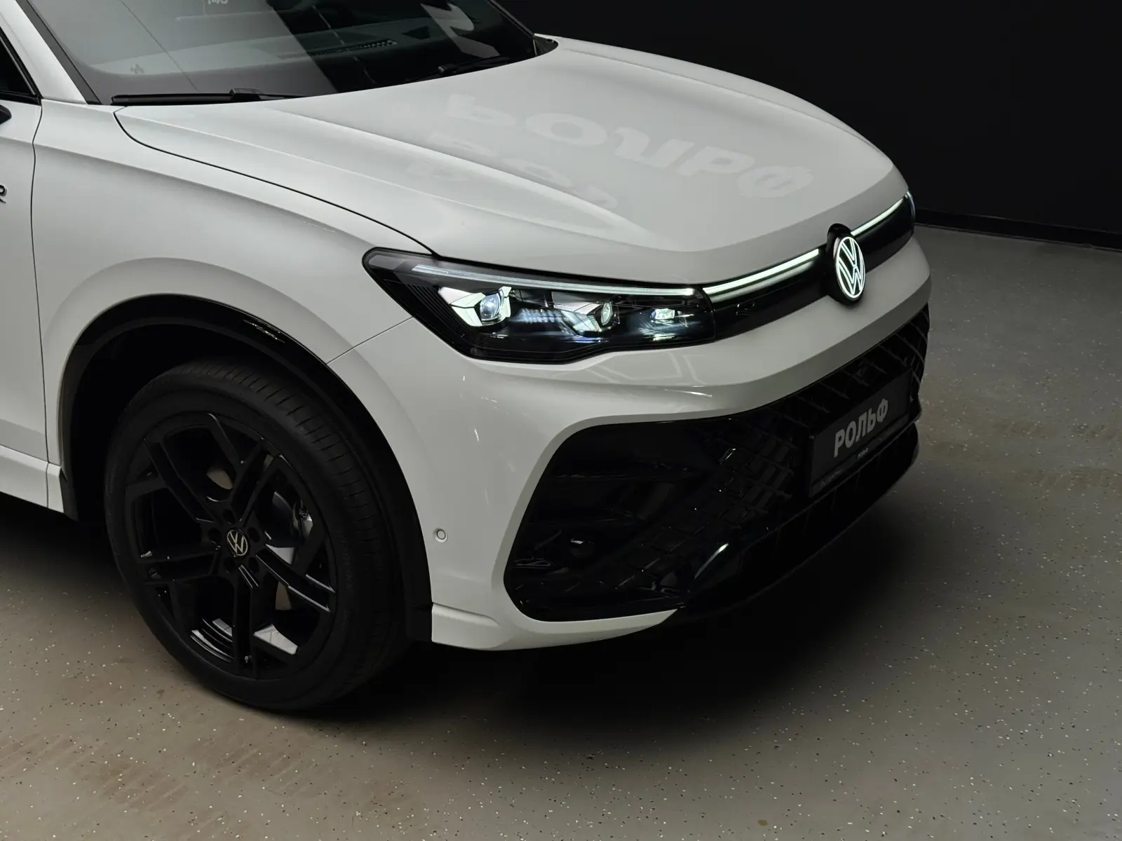 Volkswagen Tiguan L 2026 4