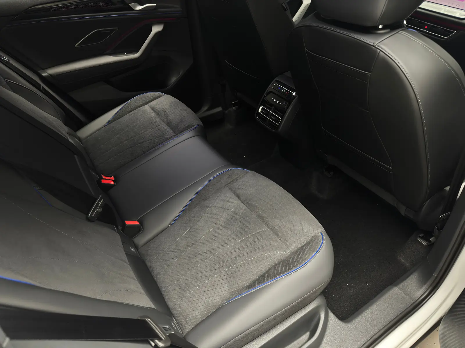 Volkswagen Tiguan L 2026 22