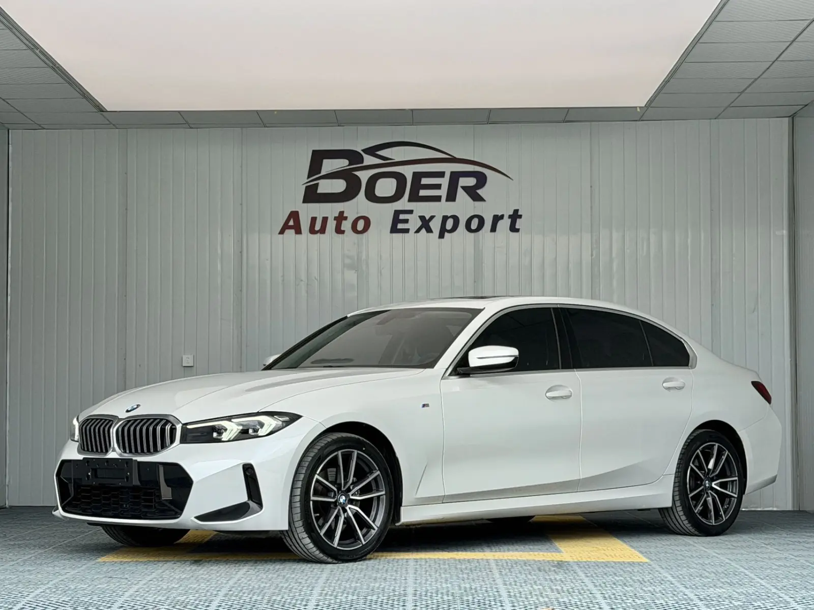 BMW 320Li, 2022