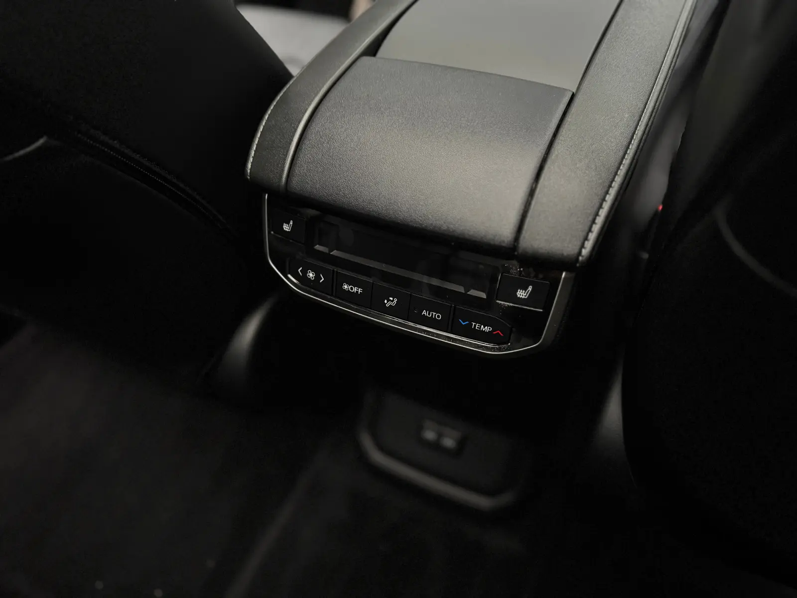 Toyota Highlander 2026 30