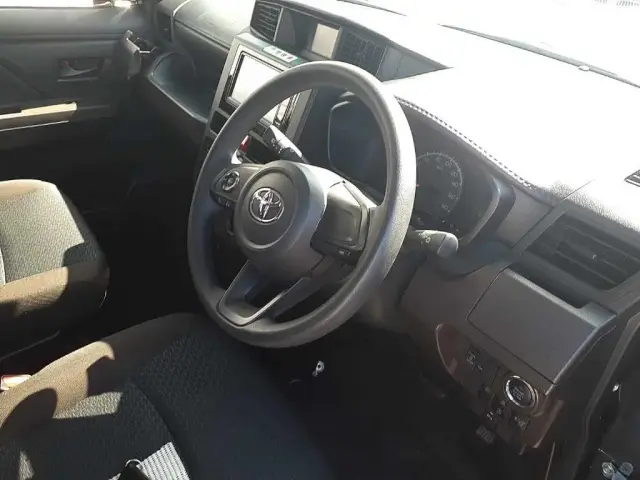 Toyota Roomy, 2022