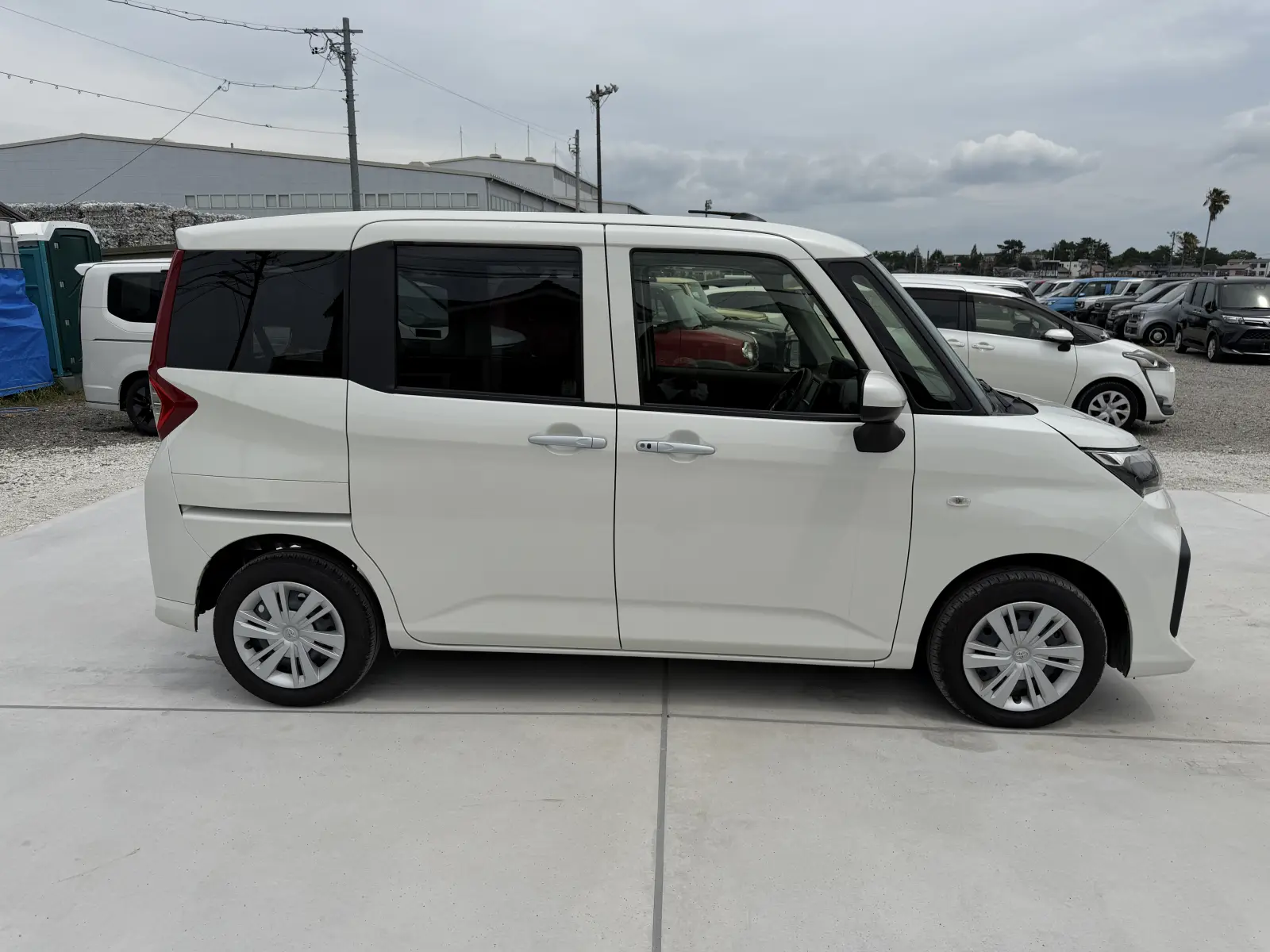 Toyota Roomy, 2021