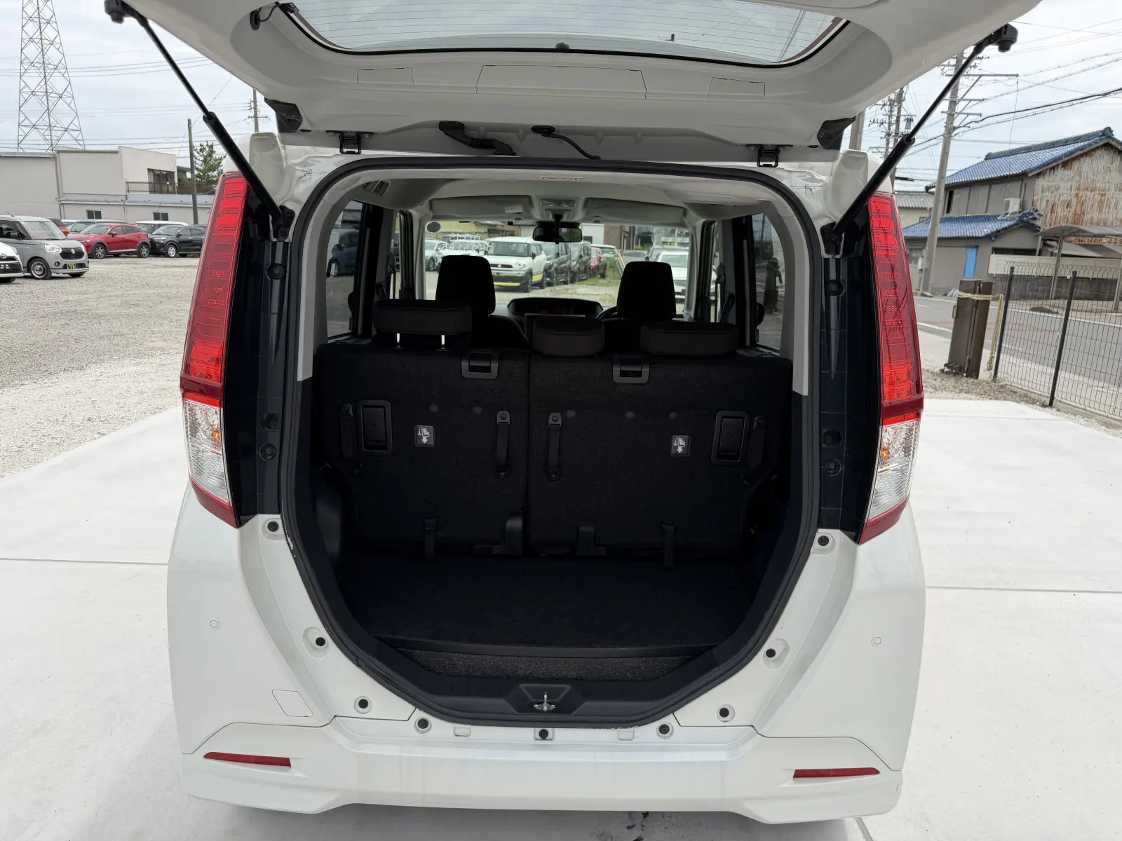 Toyota Roomy, 2021