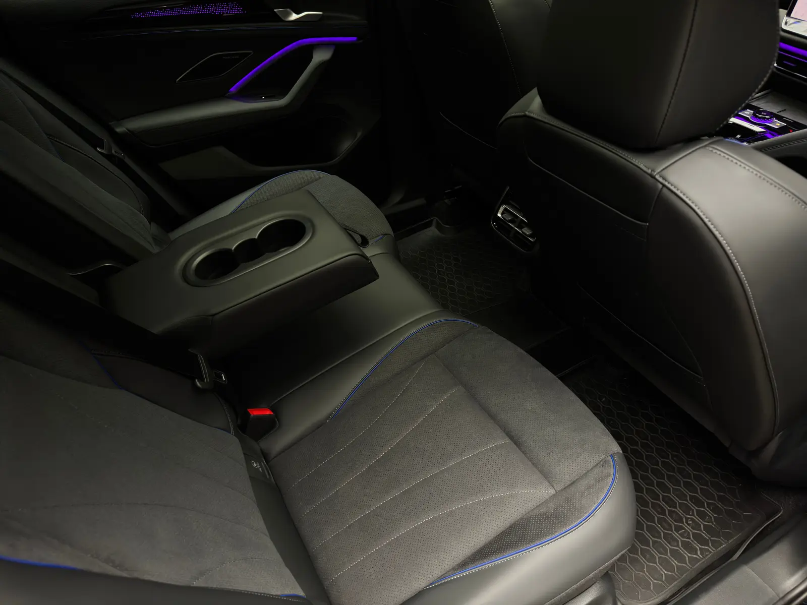 Volkswagen Tiguan L 2026 23