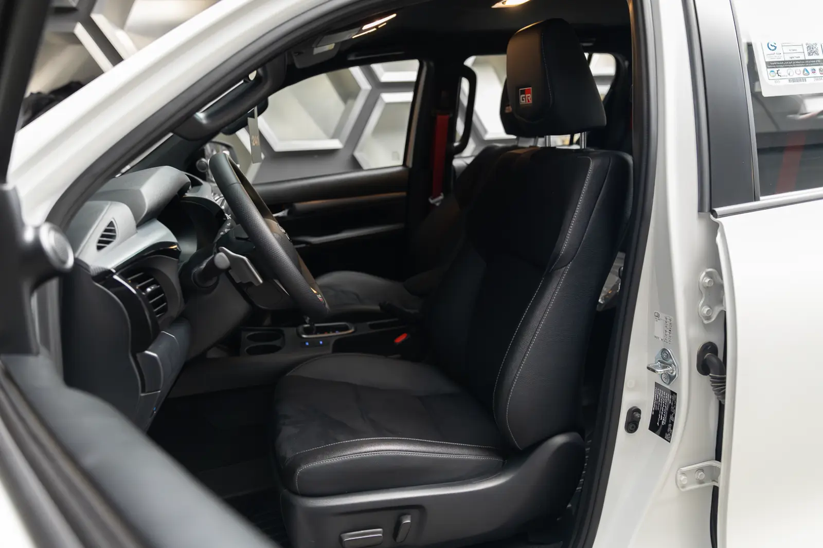 Toyota Hilux 2025 24