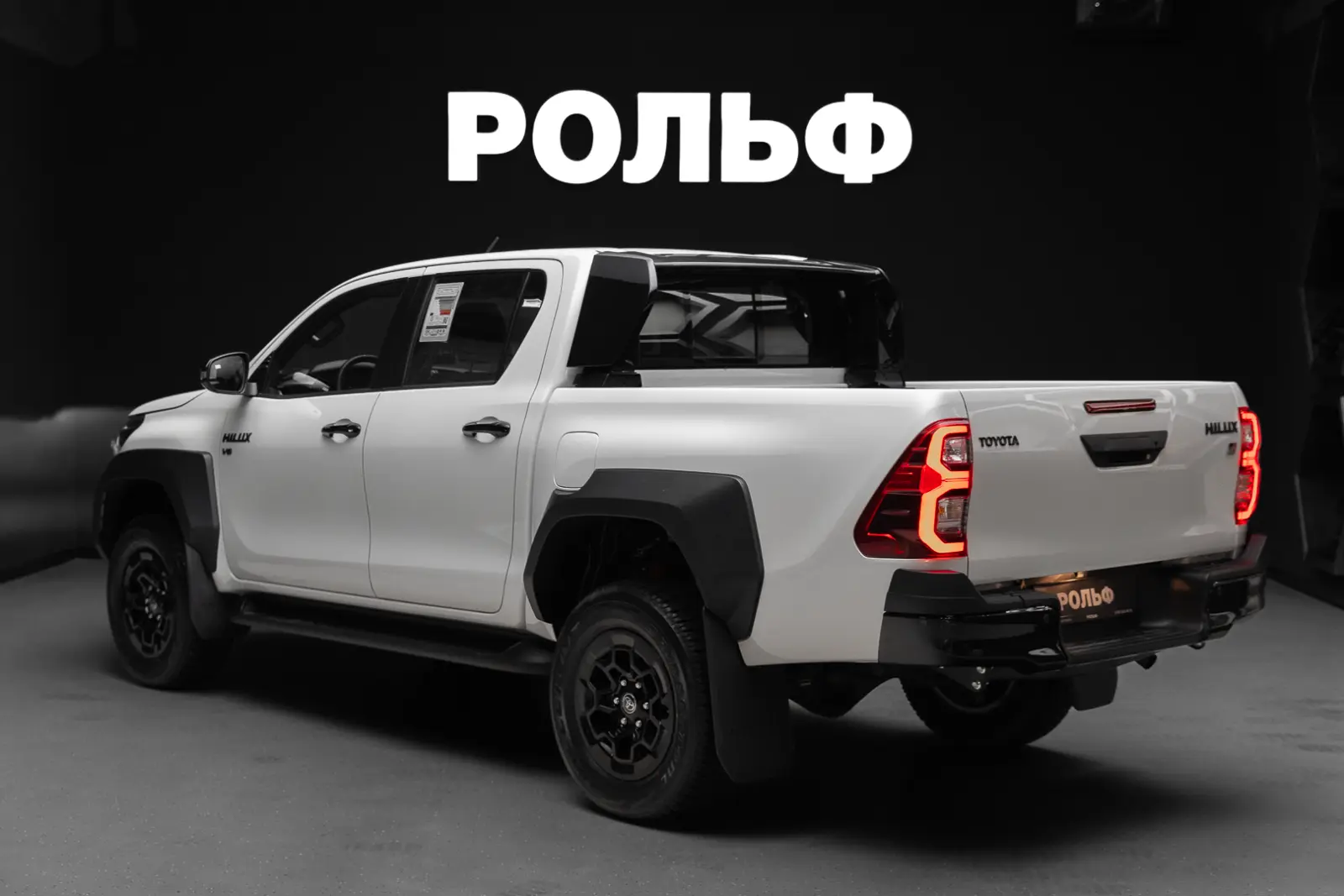 Toyota Hilux 2025 4