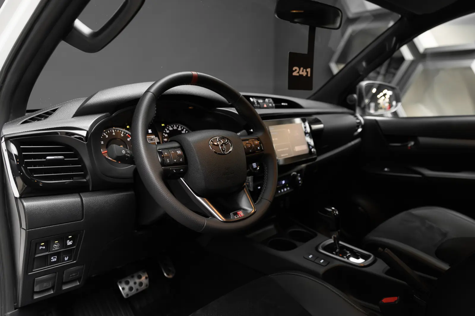 Toyota Hilux 2025 18
