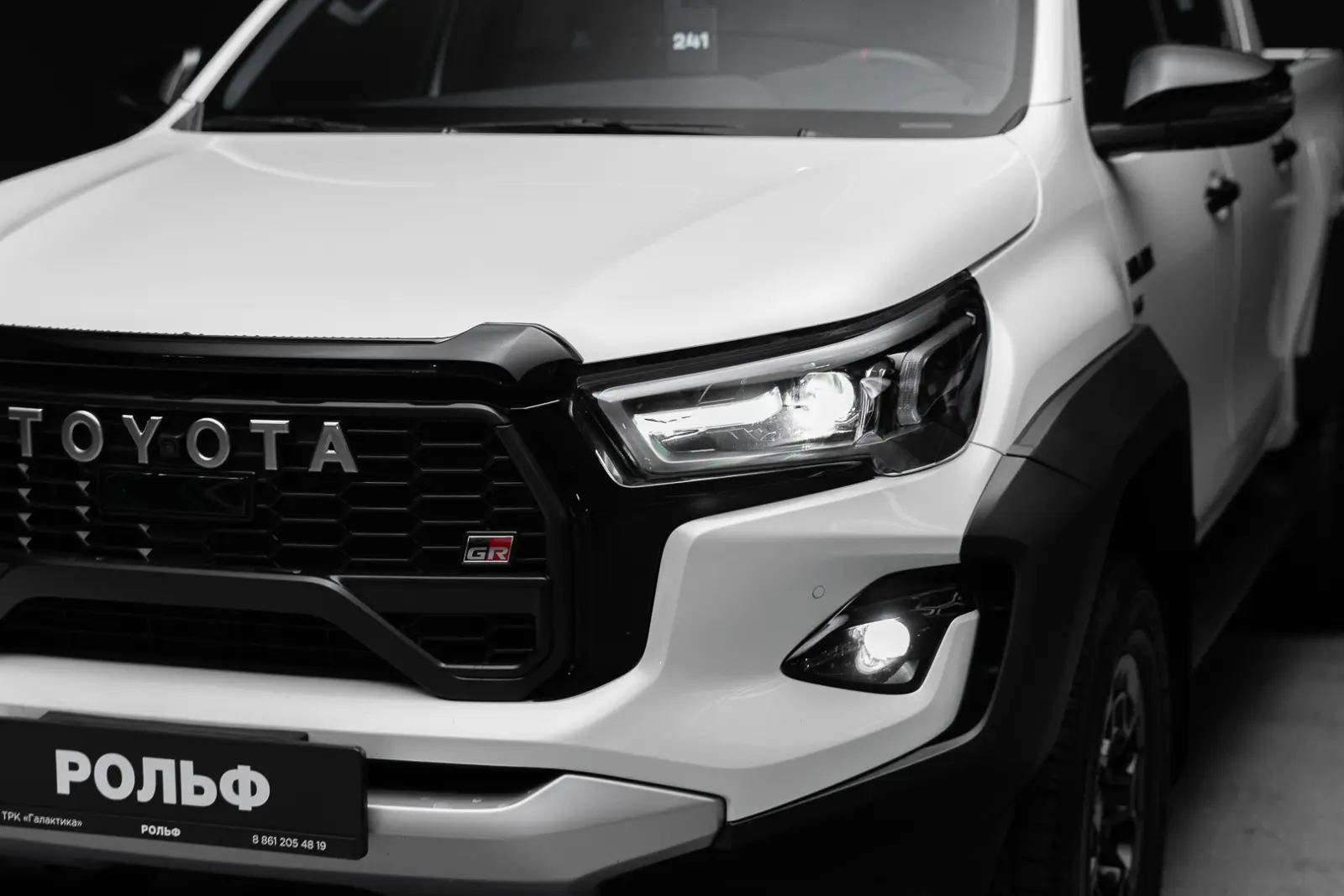 Toyota Hilux 2025 8