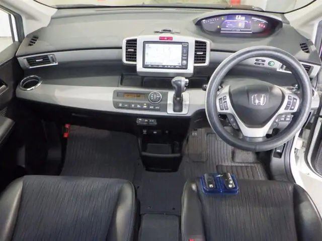 Honda FREED HYBRID, 2012