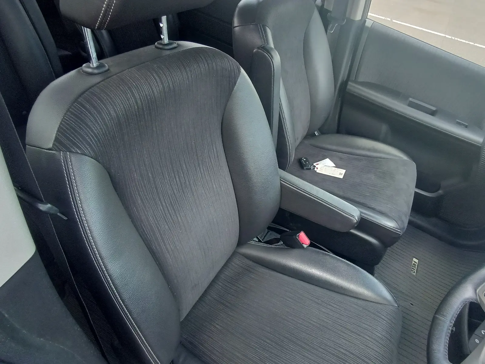 Honda FREED HYBRID, 2012