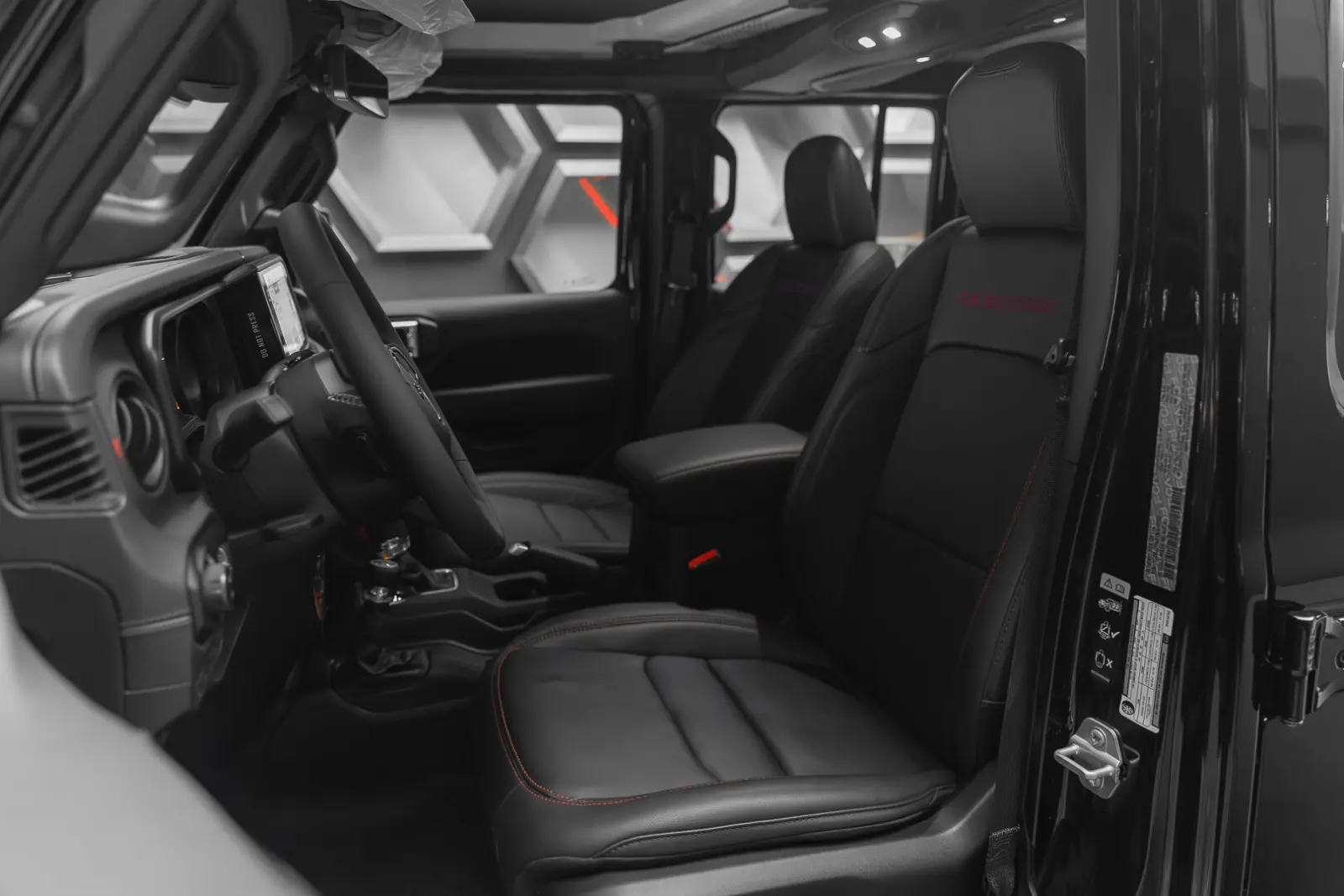 Jeep Wrangler 2025 24
