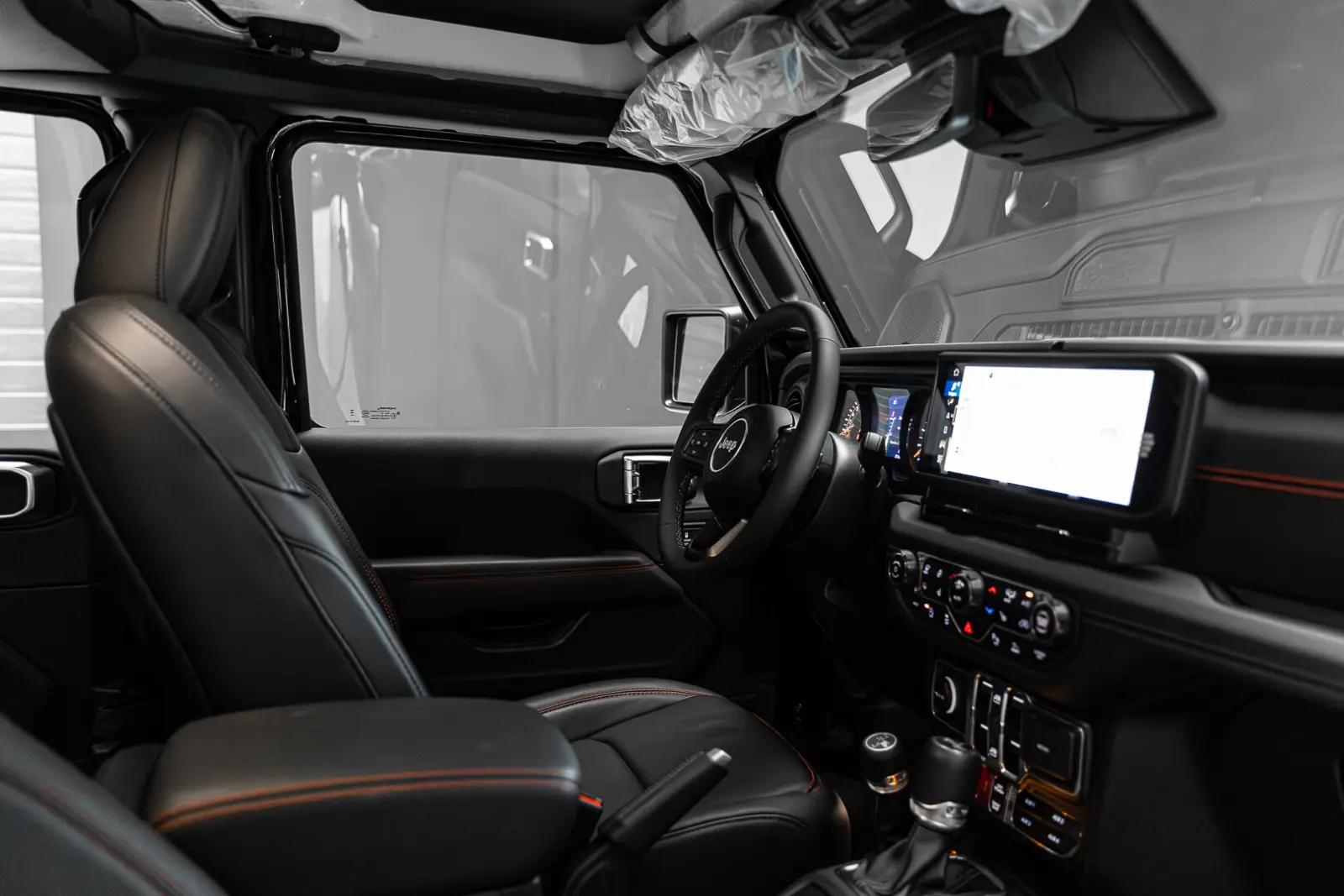 Jeep Wrangler 2025 18