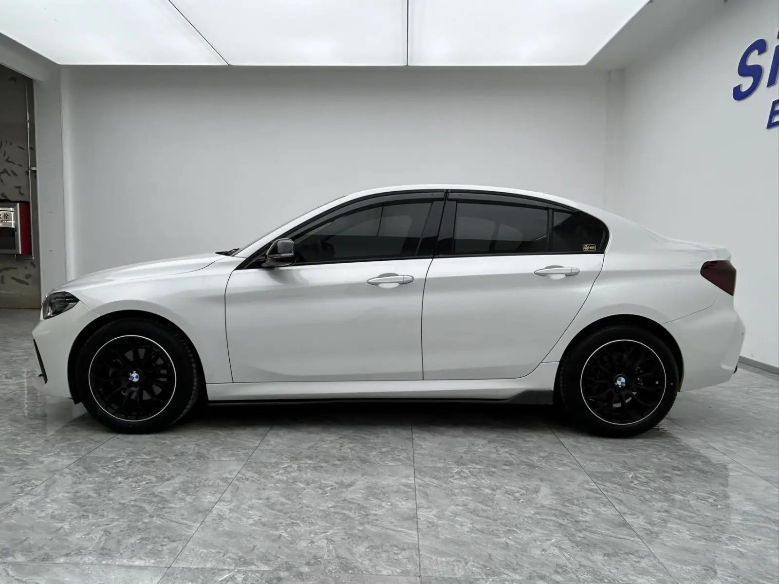 BMW 120i, 2022