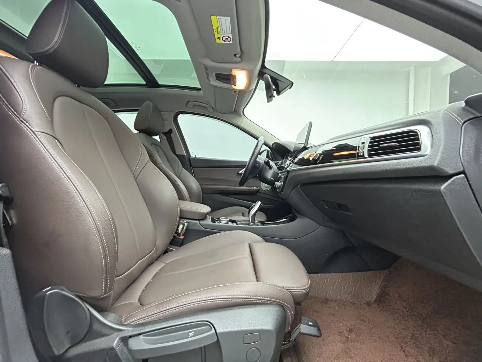 BMW 120i, 2022