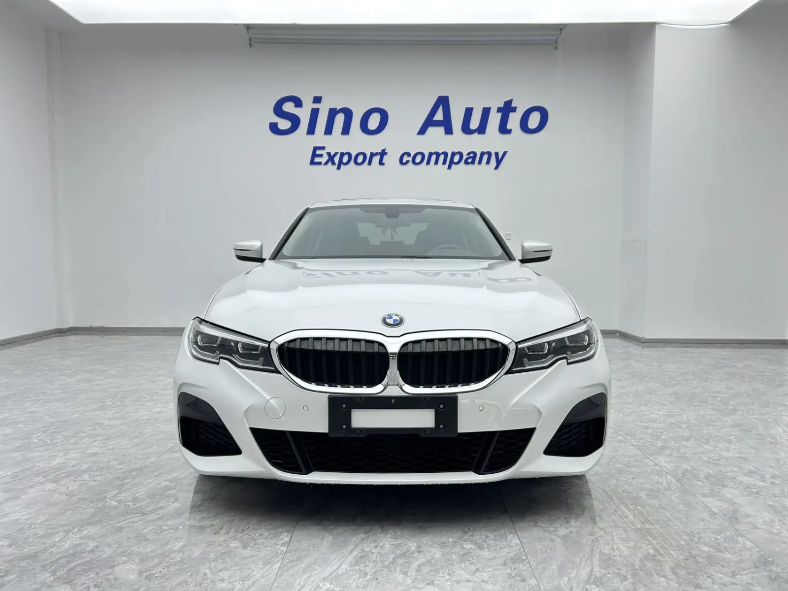BMW 320Li, 2022