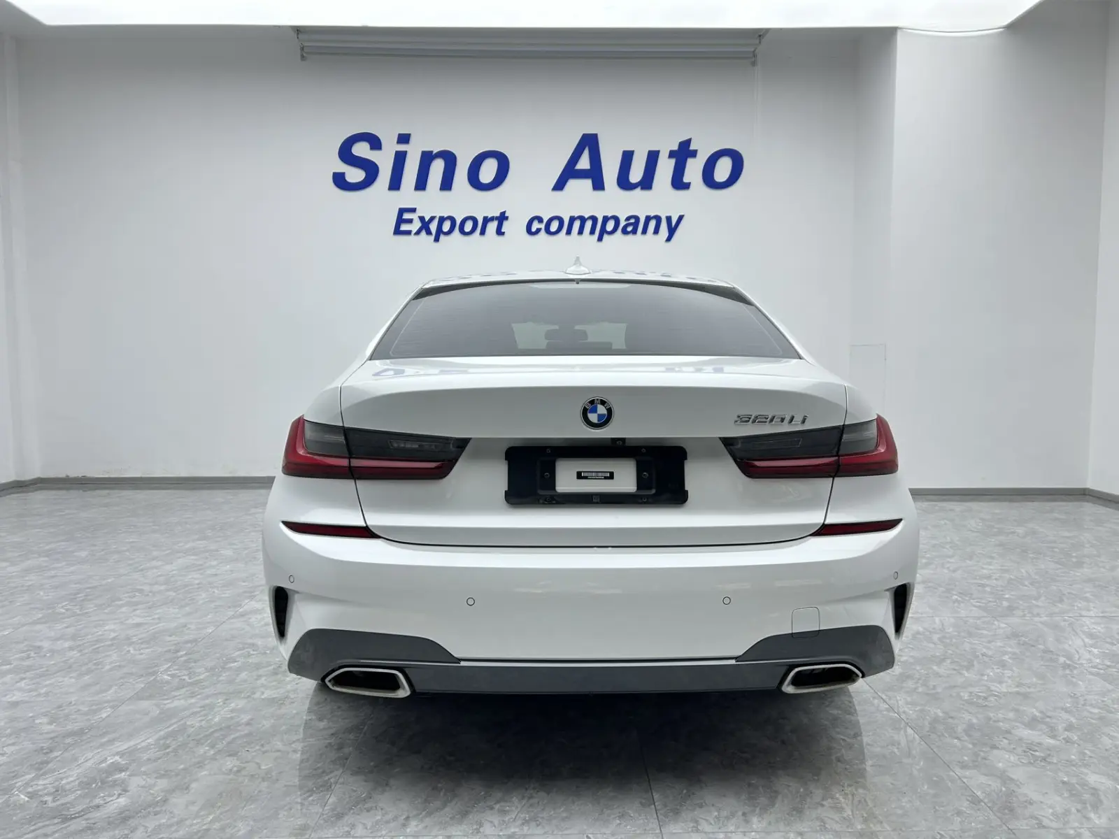 BMW 320Li, 2022