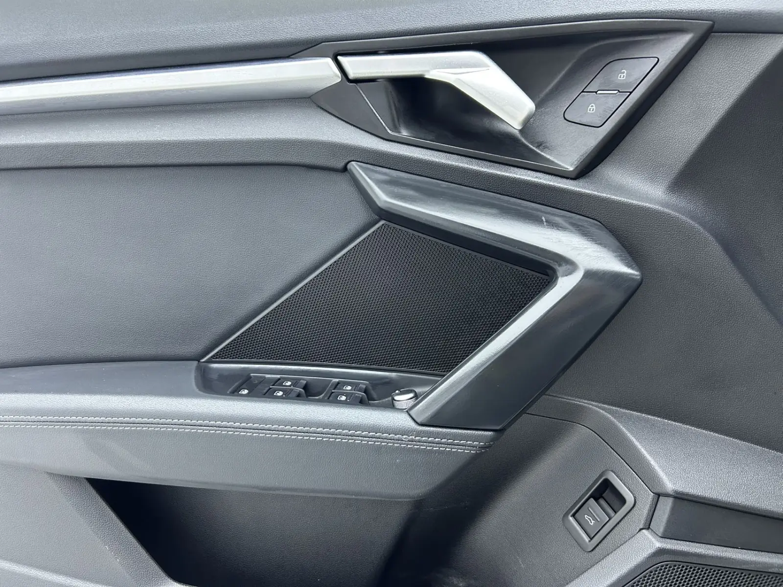 Audi A3L, 2023