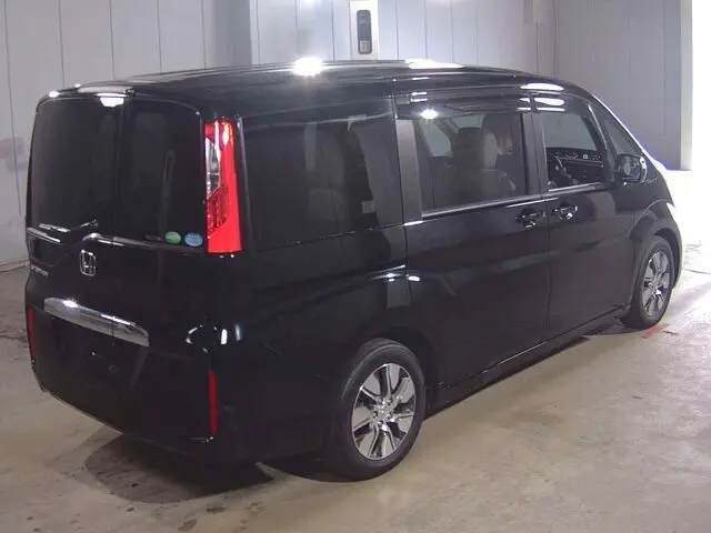 Honda STEP WAGON, 2015